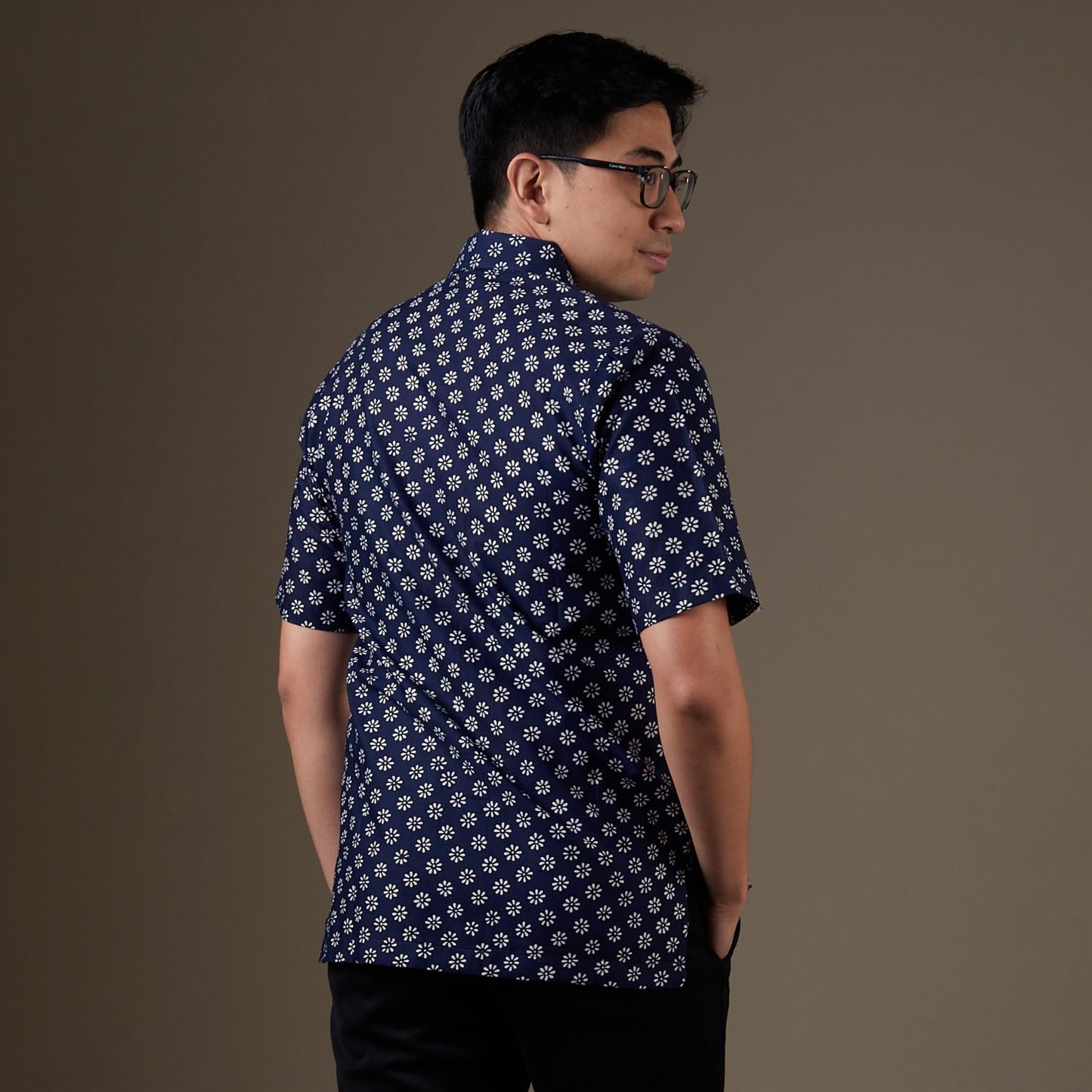 Daisiru - Mandalas Kemeja Batik Pria Premium Lengan Pendek