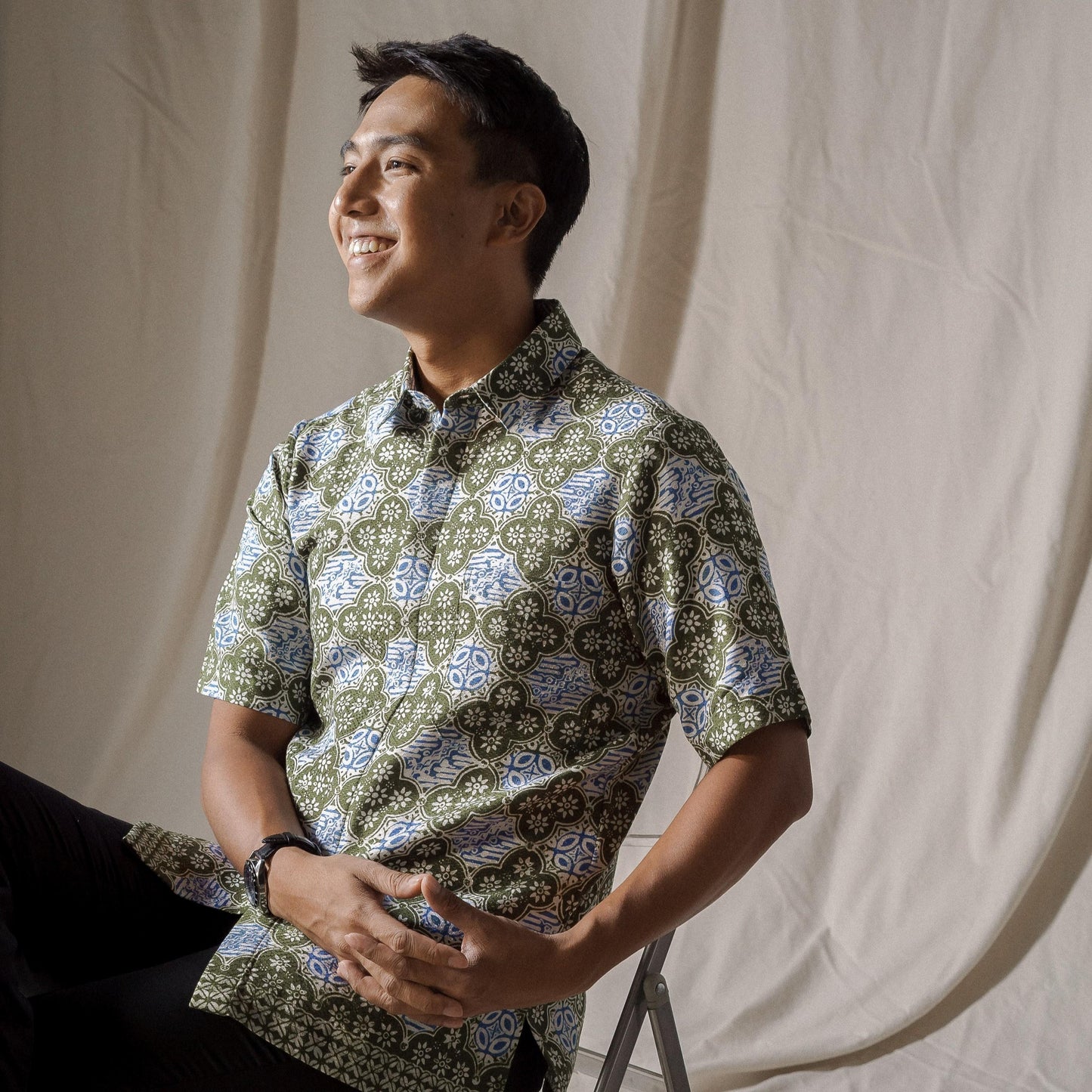 Regia - Mandalas Premium Men's Short Sleeve Batik Shirt