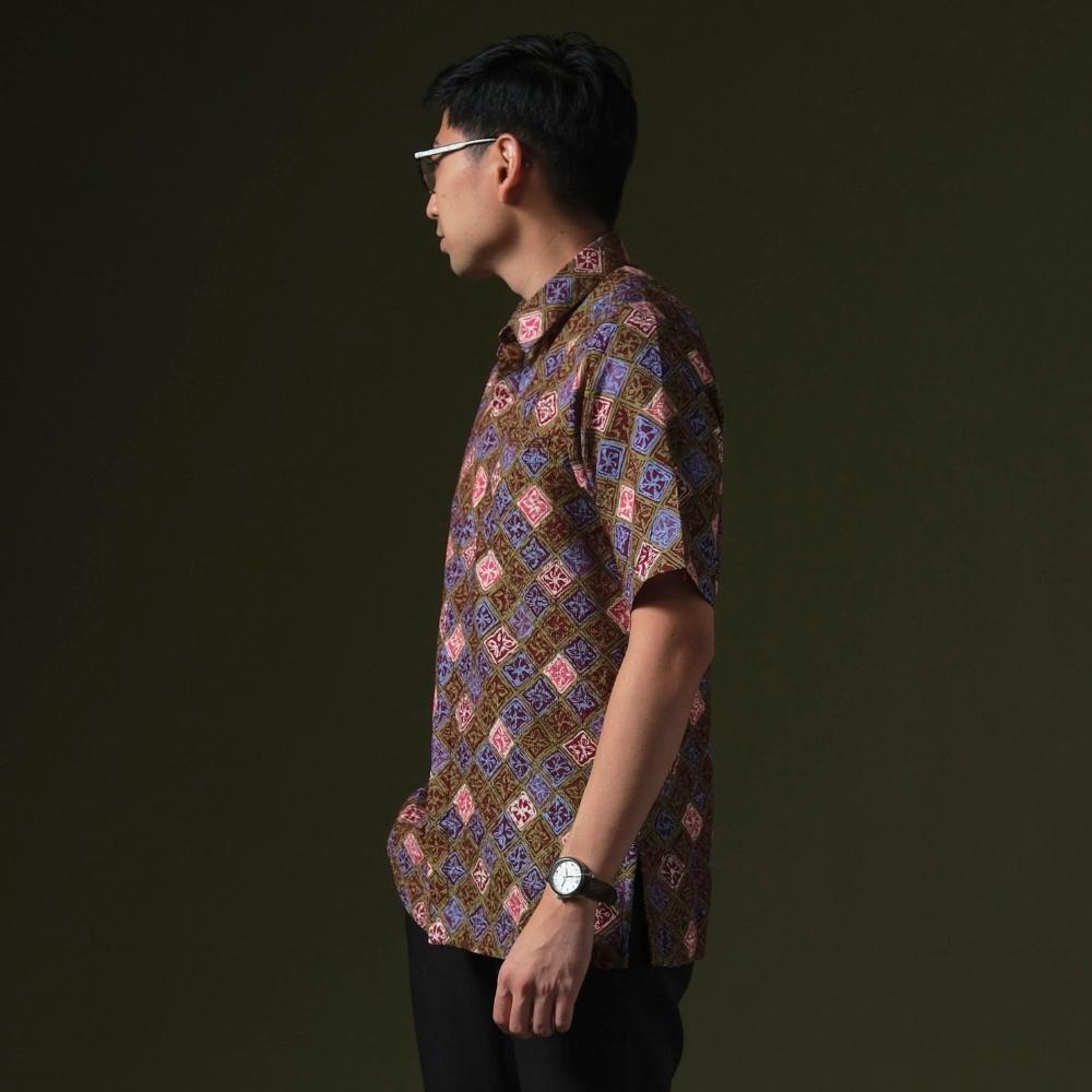 Kuntoro - Mandalas Premium Men's Short Sleeve Batik Shirt