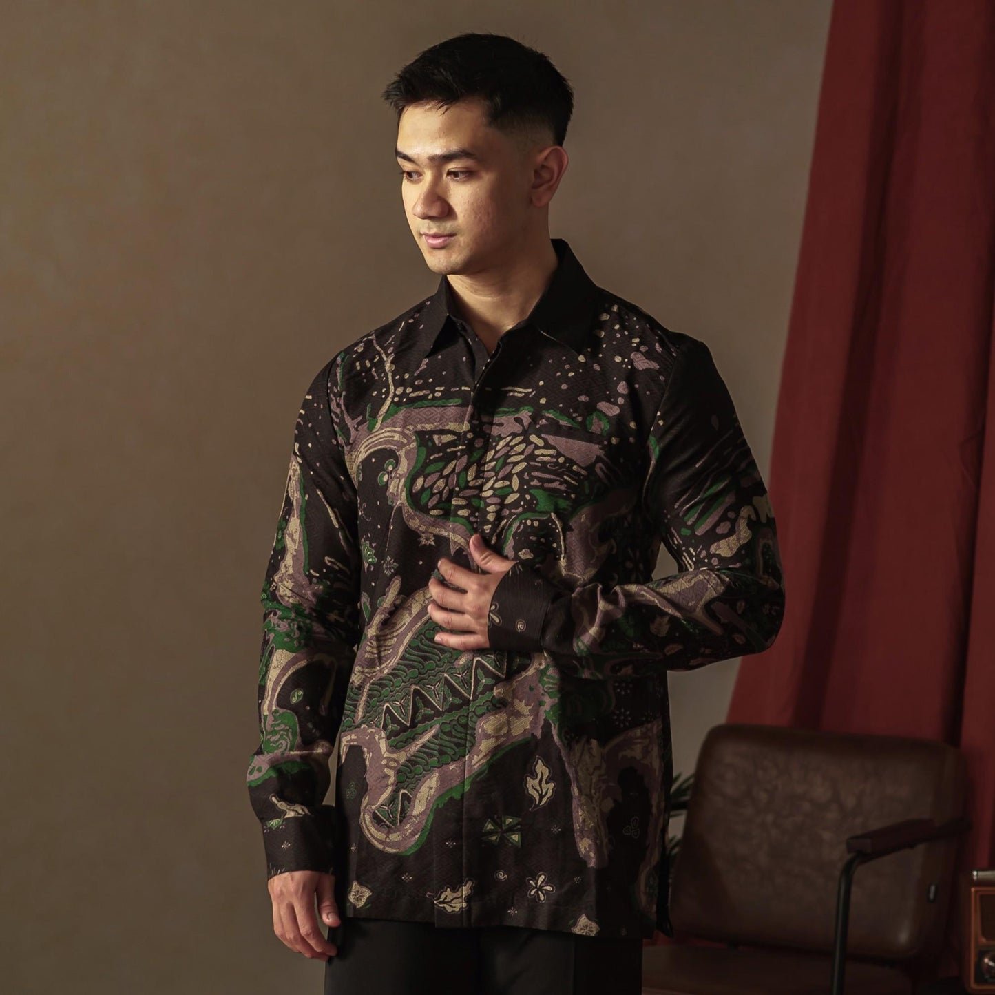 Singosa - Mandalas Premium Men's Long Sleeve Batik Shirt