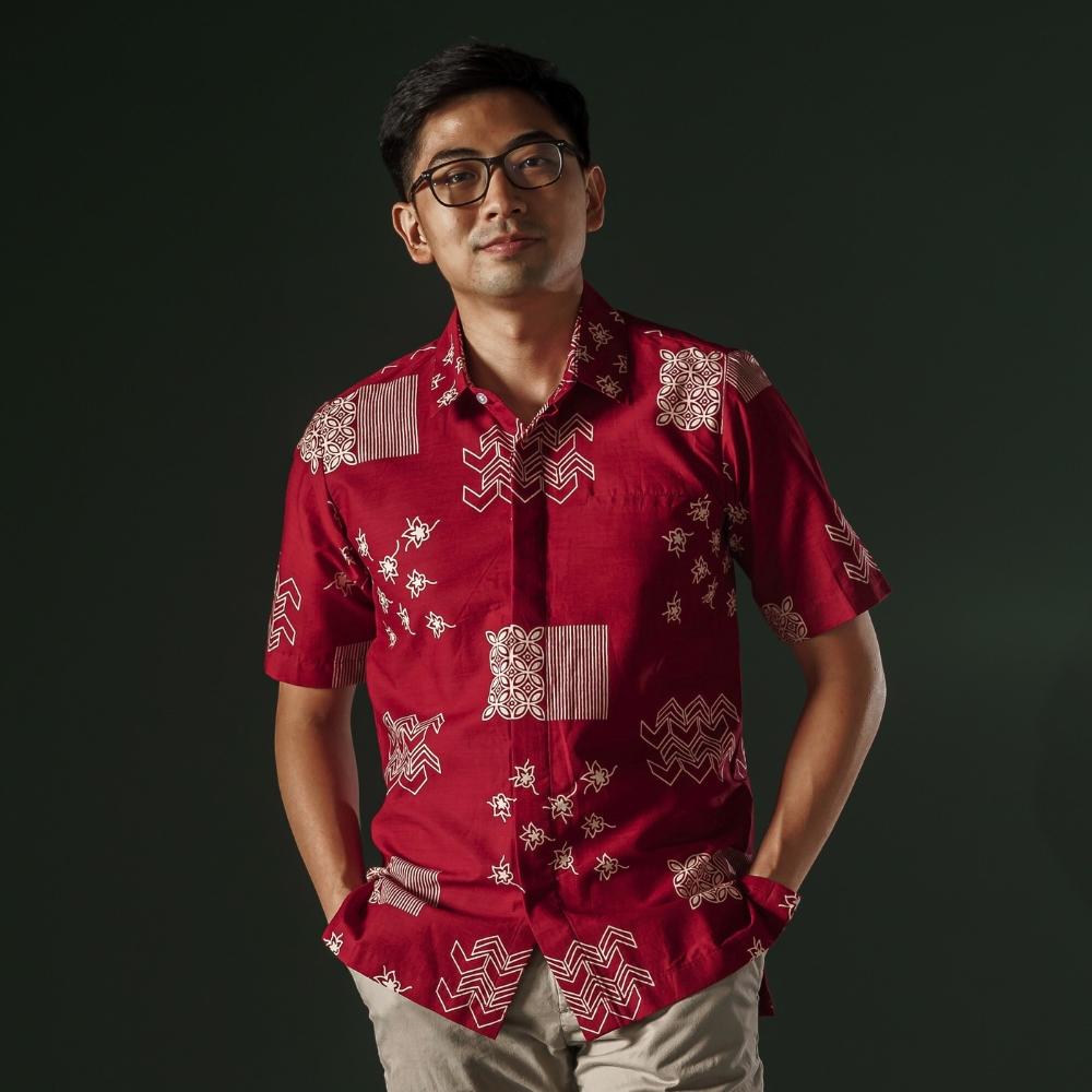 Carika - Mandalas Premium Men's Short Sleeve Batik Shirt