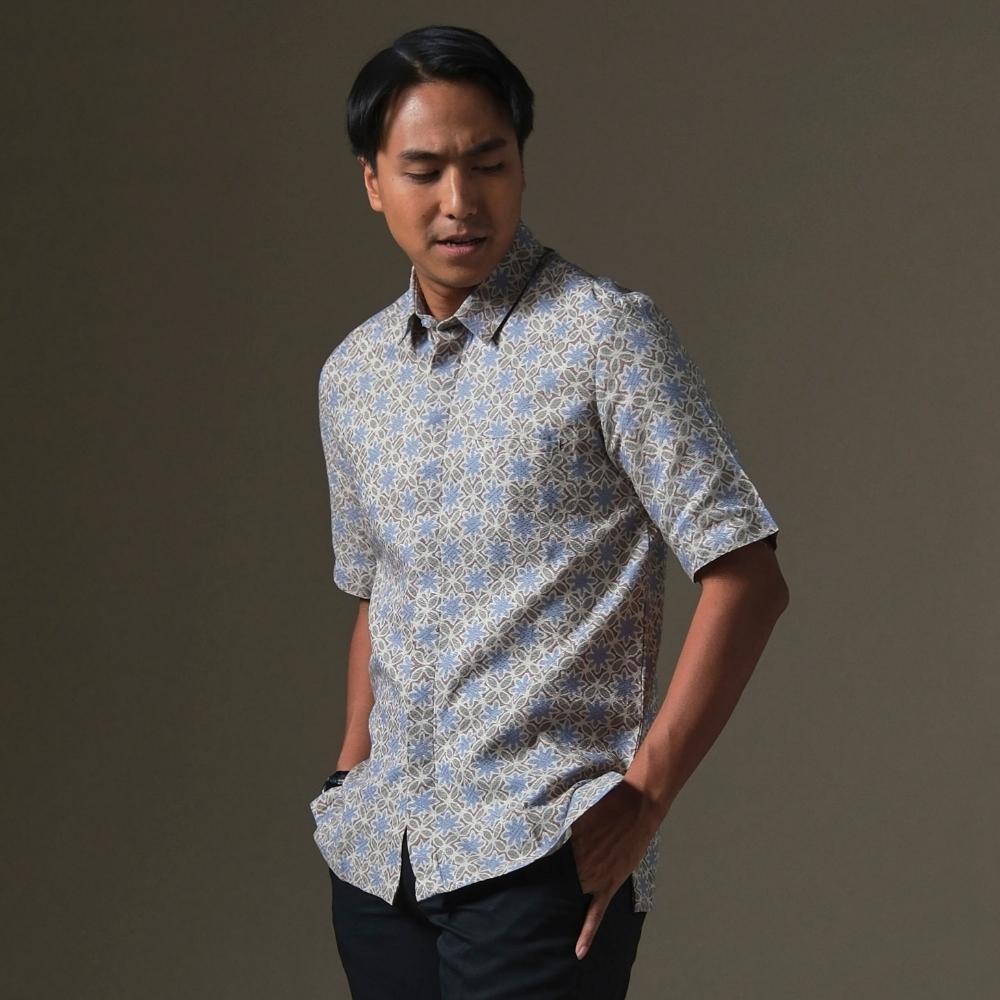 Amago - Mandalas Premium Men's Short Sleeve Batik Shirt