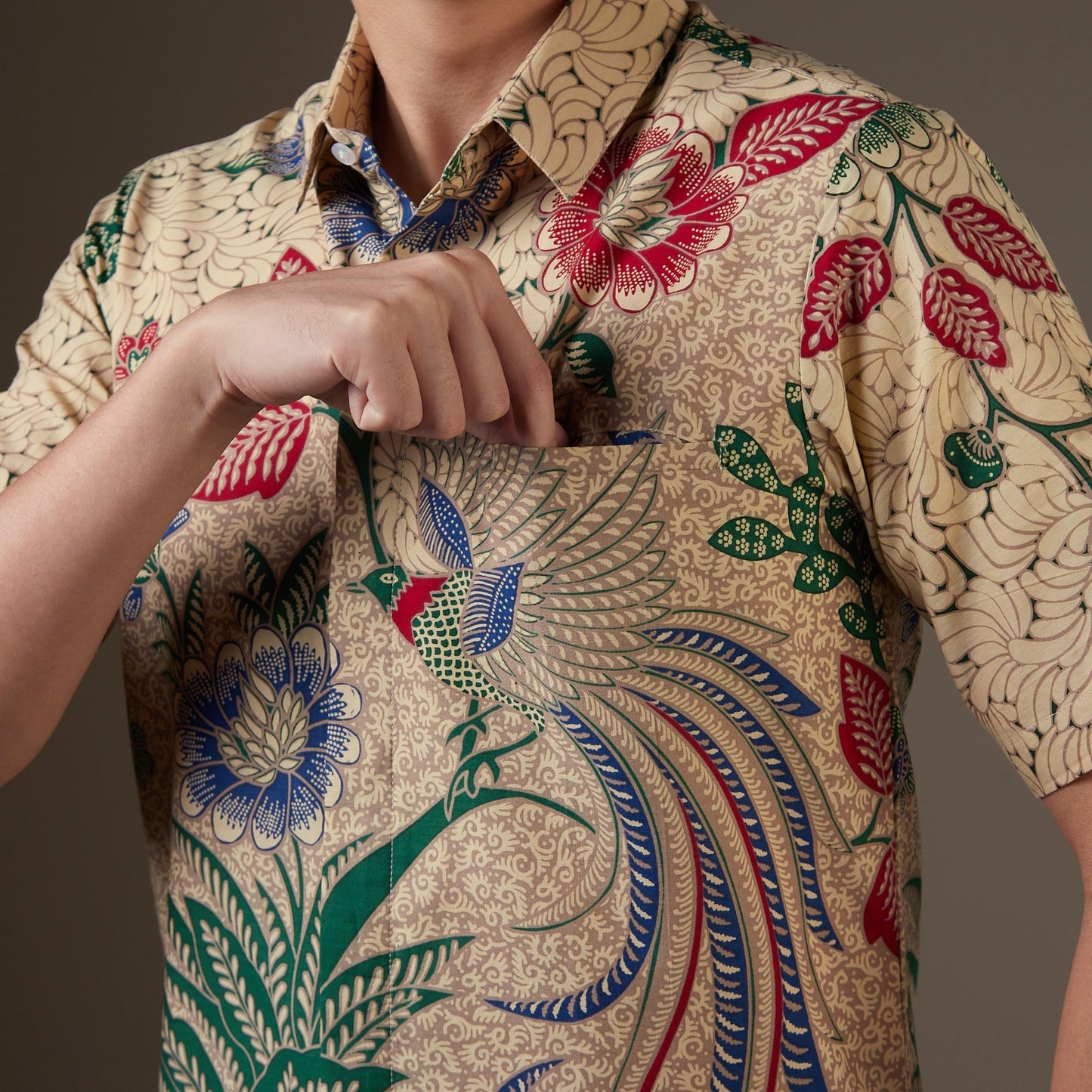 Mulaja - Mandalas Kemeja Batik Pria Premium Lengan Pendek