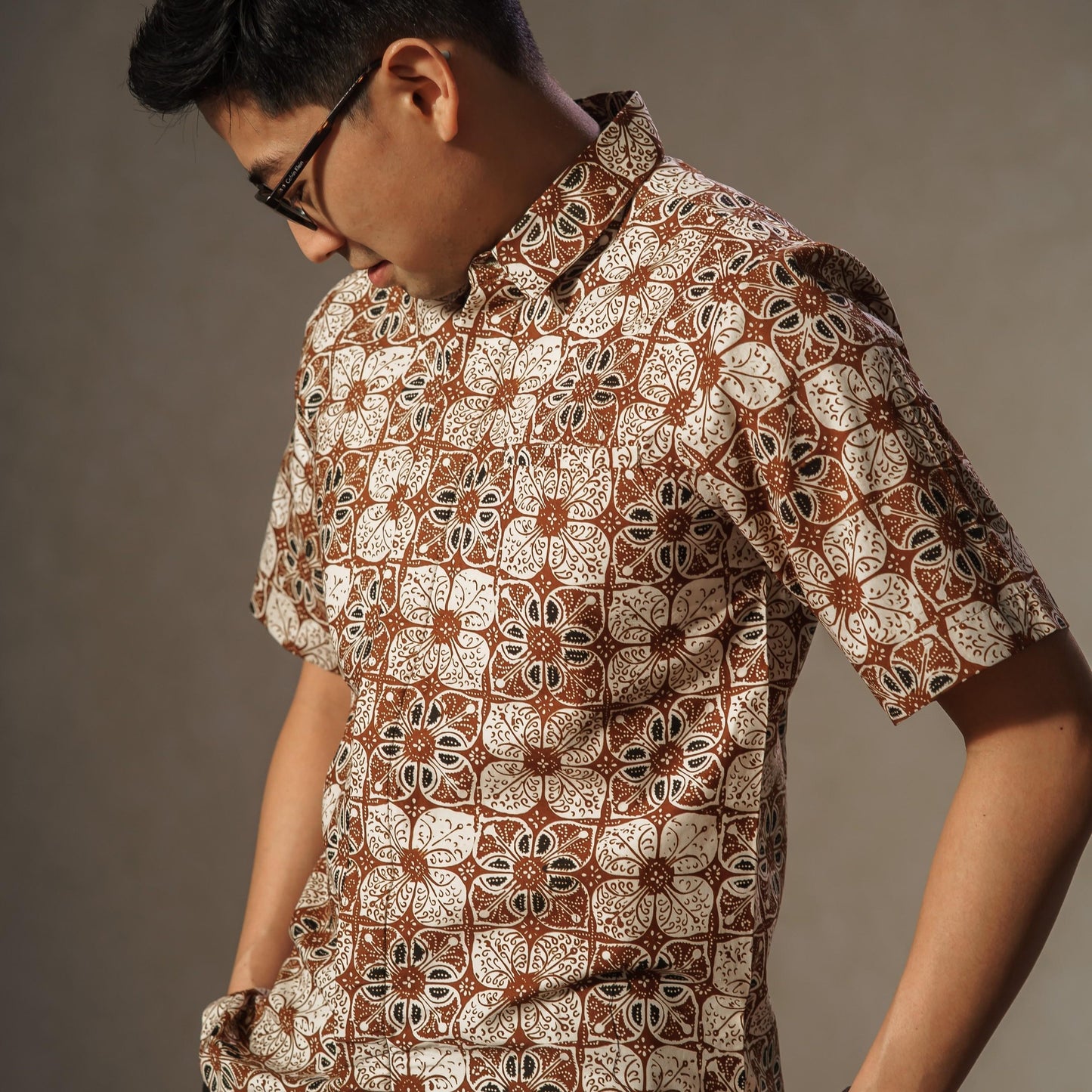 Rakapu - Mandalas Premium Men's Short Sleeve Batik Shirt