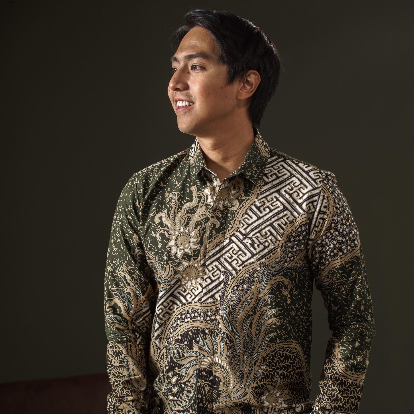 Rejowina - Mandalas Premium Men's Long Sleeve Batik Shirt