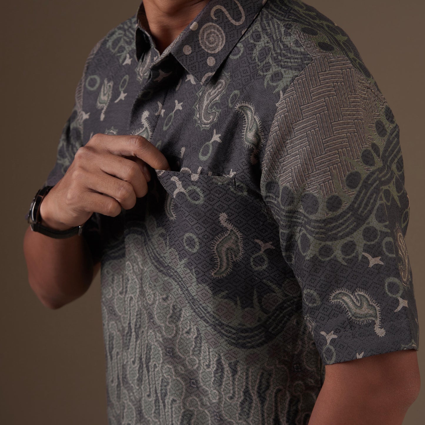 Ramabu - Mandalas Kemeja Batik Pria Premium Lengan Pendek