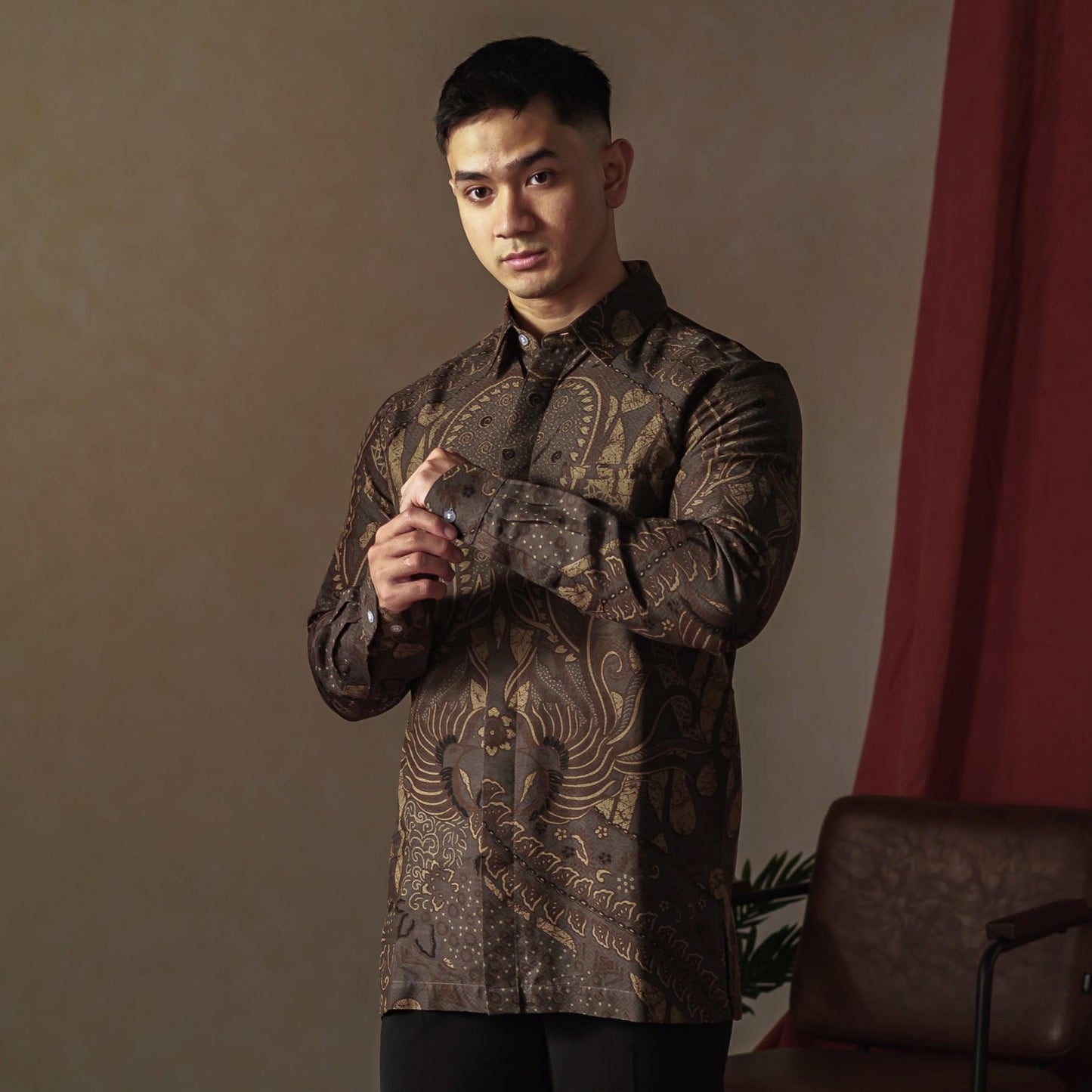 Tritabu - Mandalas Premium Men's Long Sleeve Batik Shirt