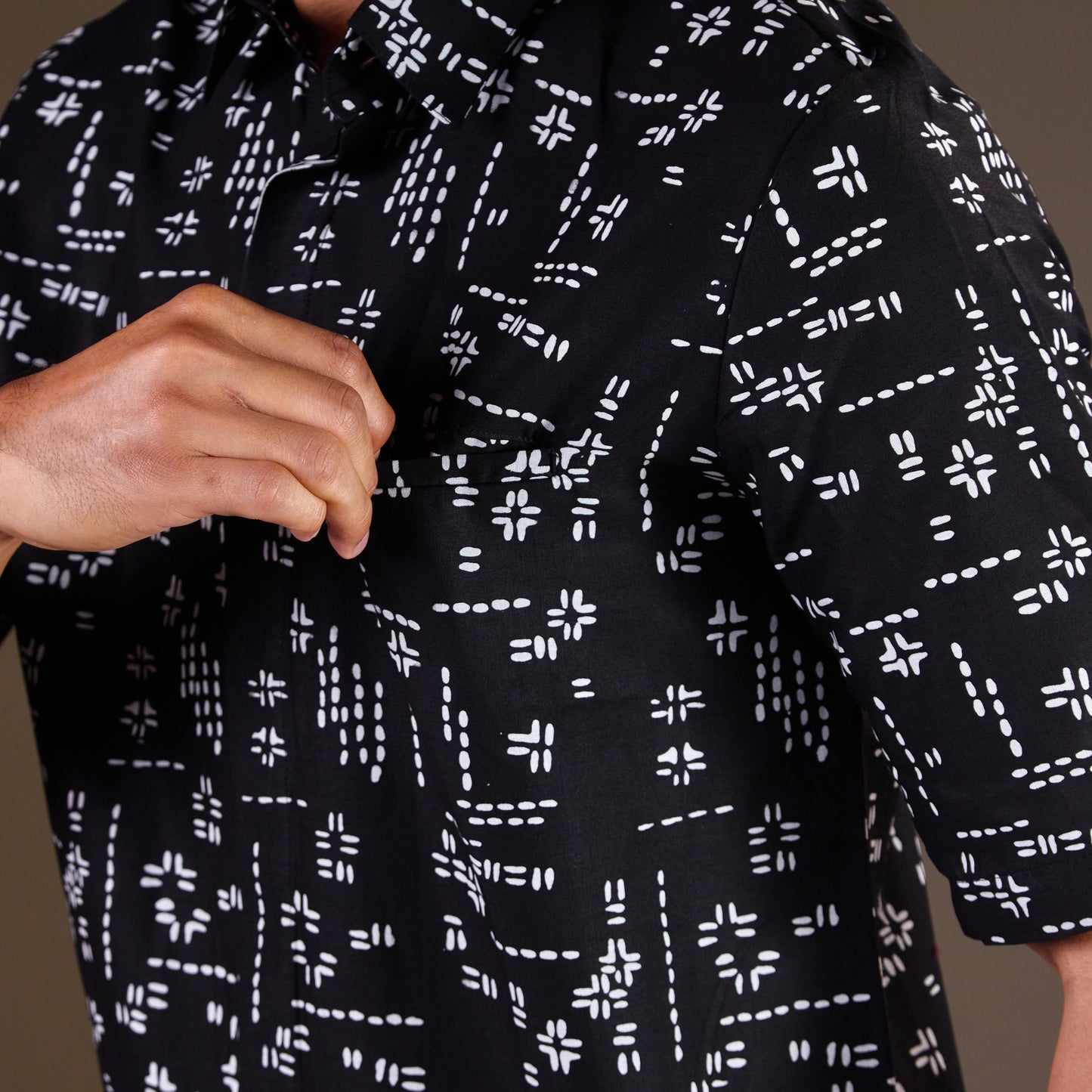 Krelo - Mandalas Premium Men's Short Sleeve Batik Shirt