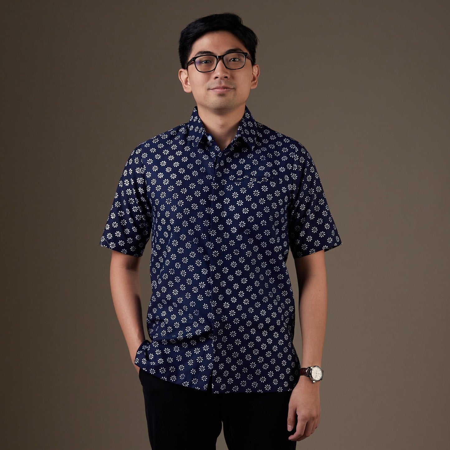 Daisiru - Mandalas Kemeja Batik Pria Premium Lengan Pendek