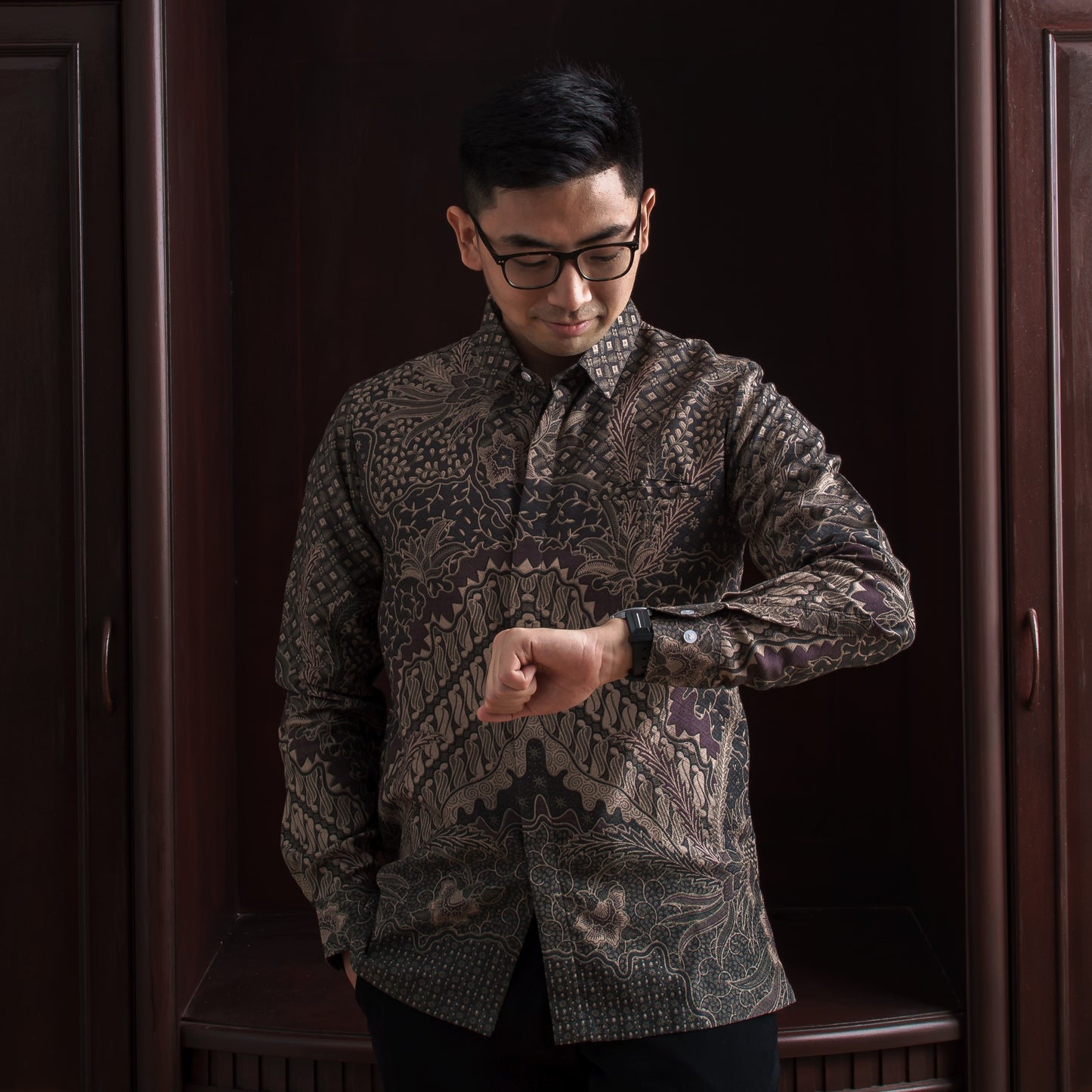 Kanavid - Mandalas Premium Men's Long Sleeve Batik Shirt