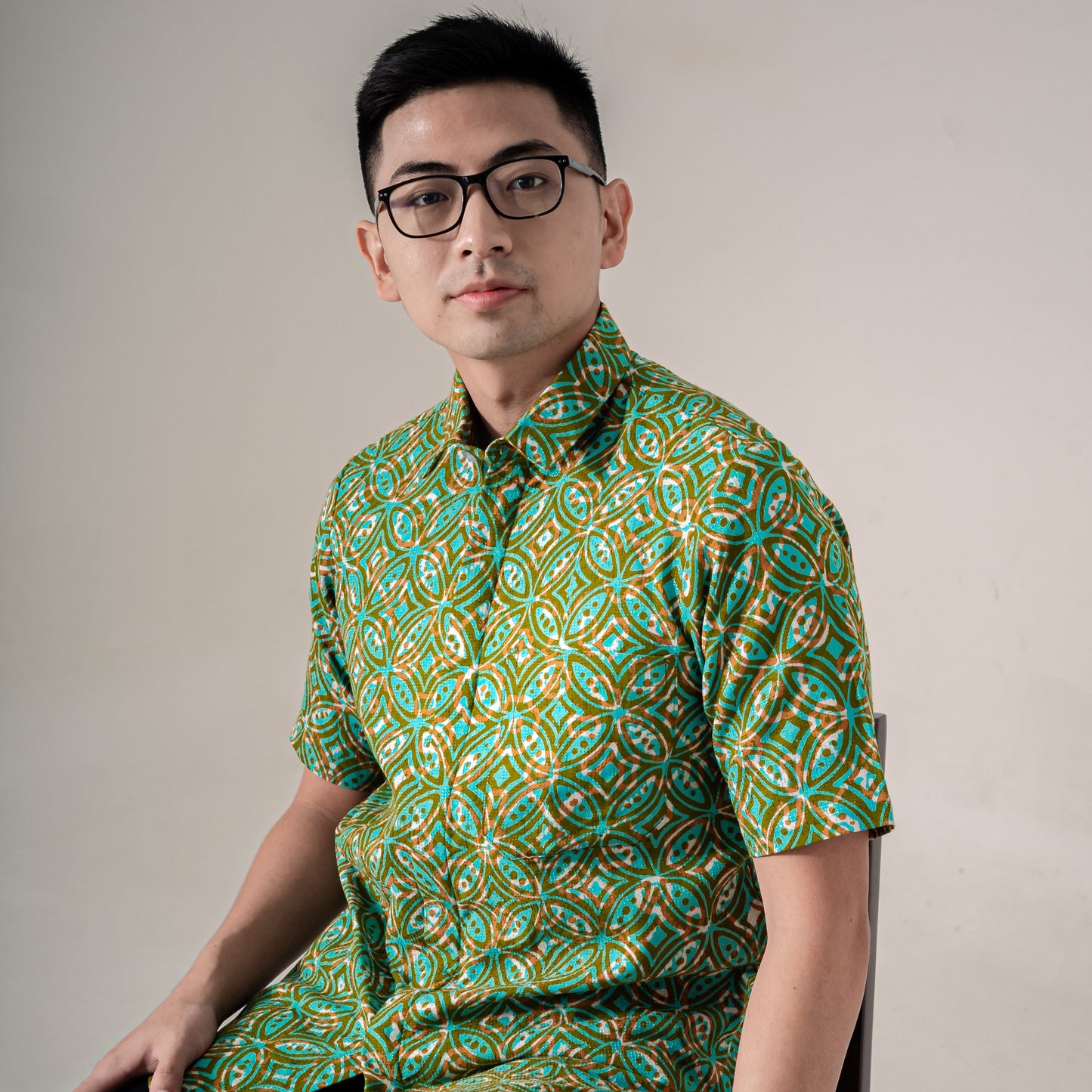 Zelena - Mandalas Premium Men's Short Sleeve Batik Shirt