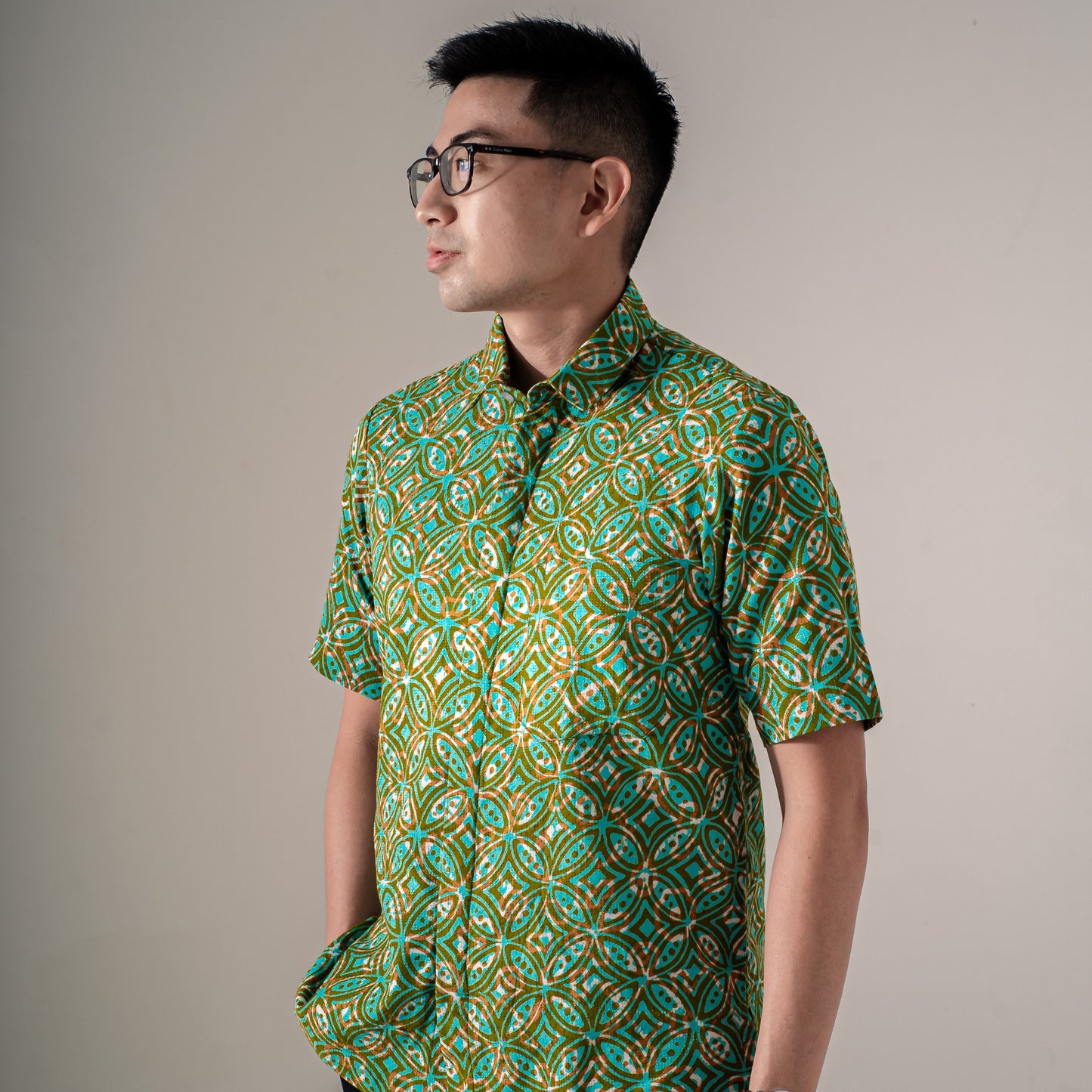 Zelena - Mandalas Premium Men's Short Sleeve Batik Shirt