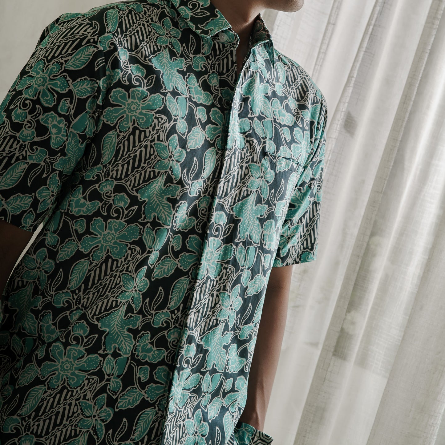 Kamboru - Mandalas Premium Men's Short Sleeve Batik Shirt