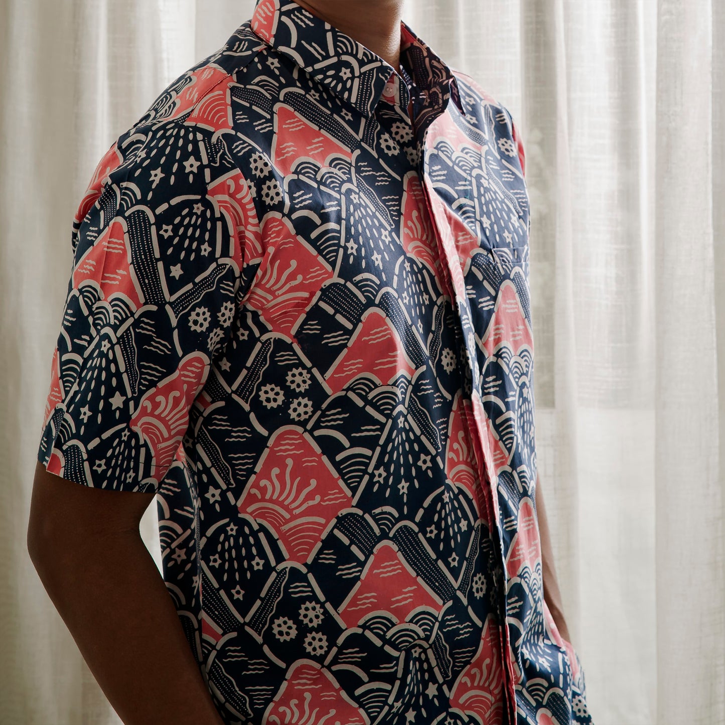 Sewuru - Mandalas Premium Men's Short Sleeve Batik Shirt
