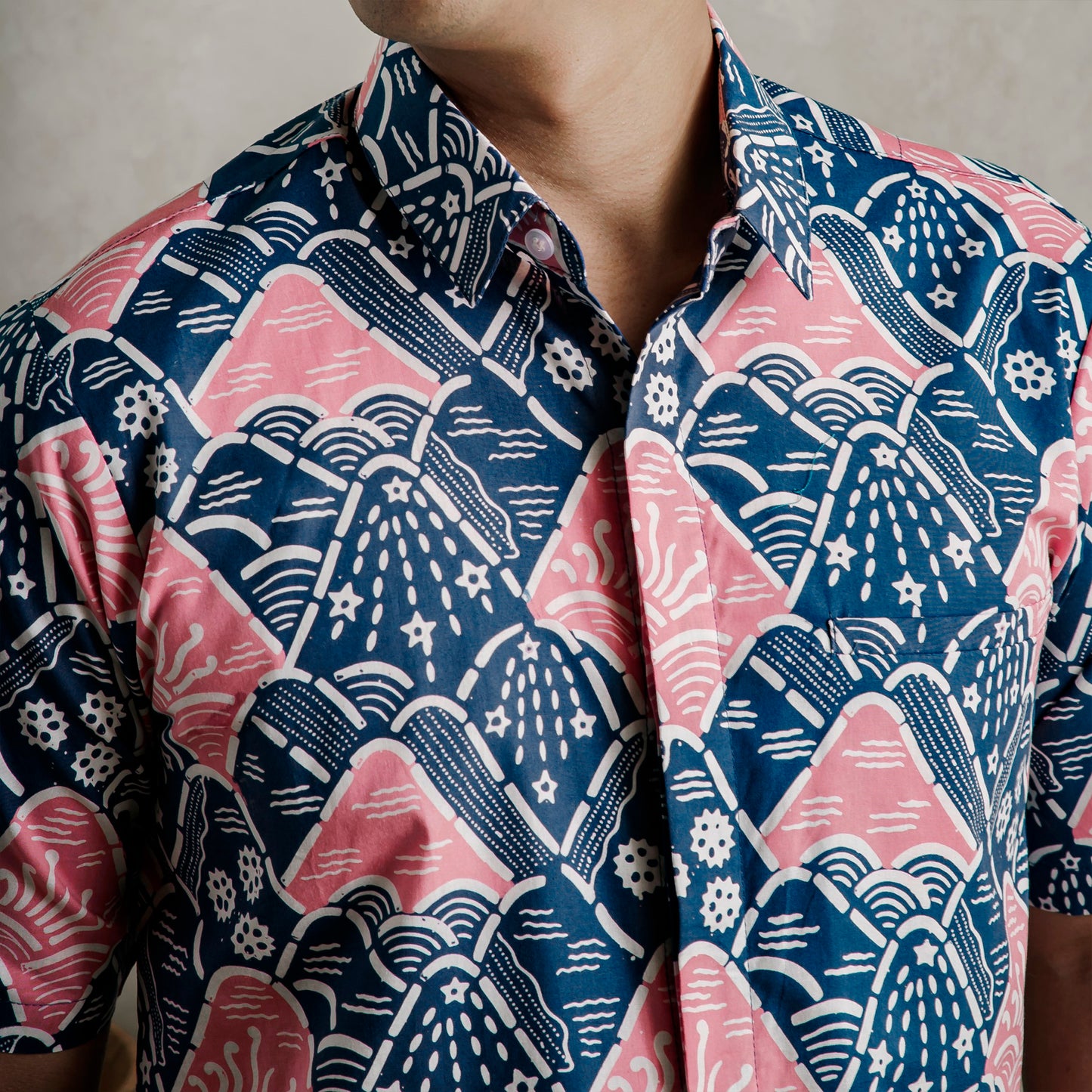 Sewuru - Mandalas Premium Men's Short Sleeve Batik Shirt