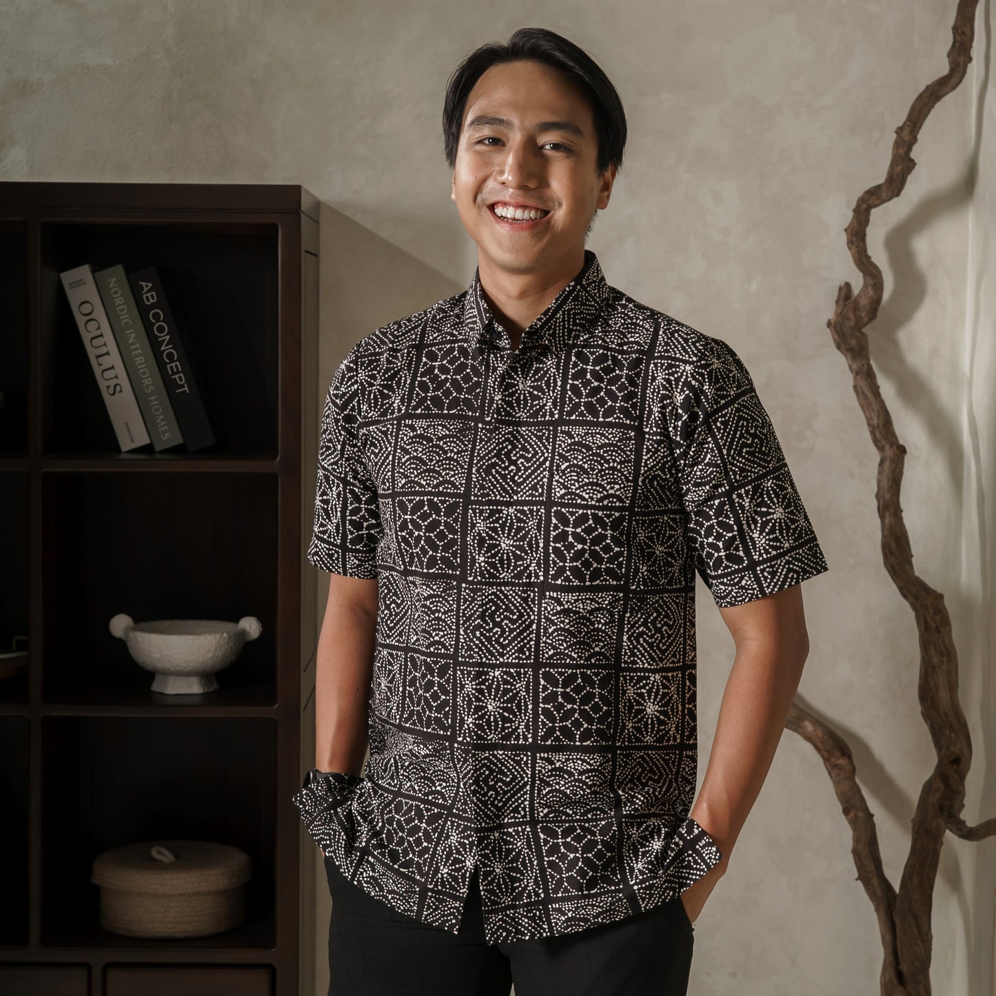 Waka - Mandalas Premium Men's Short Sleeve Batik Shirt