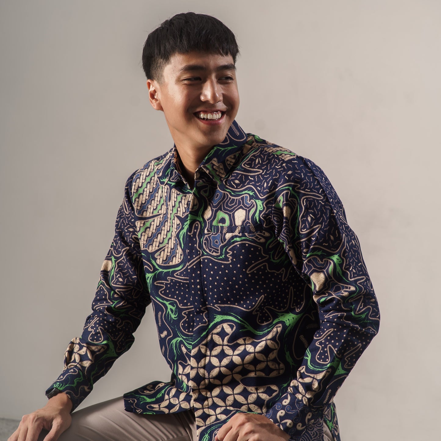 Roblujo - Mandalas Premium Men's Long Sleeve Batik Shirt
