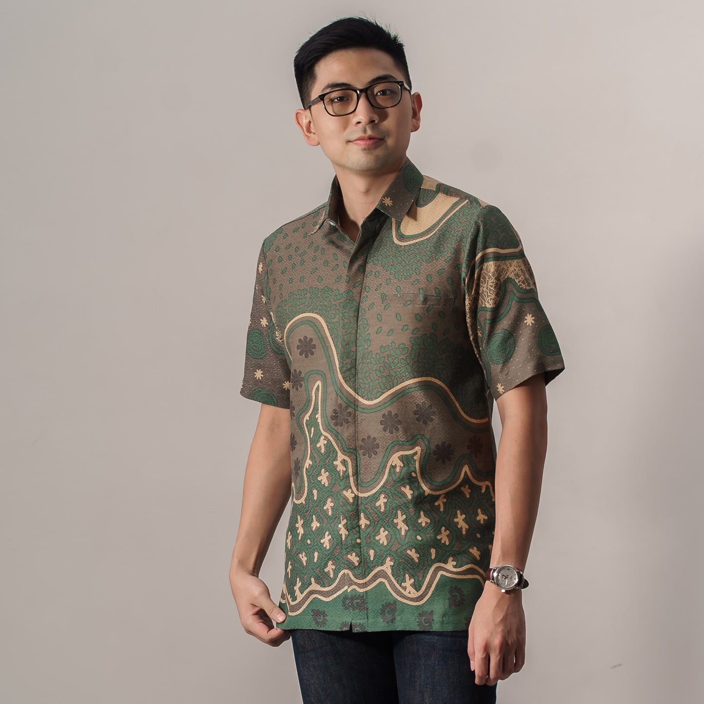 Pinuti - Mandalas Premium Men's Short Sleeve Batik Shirt