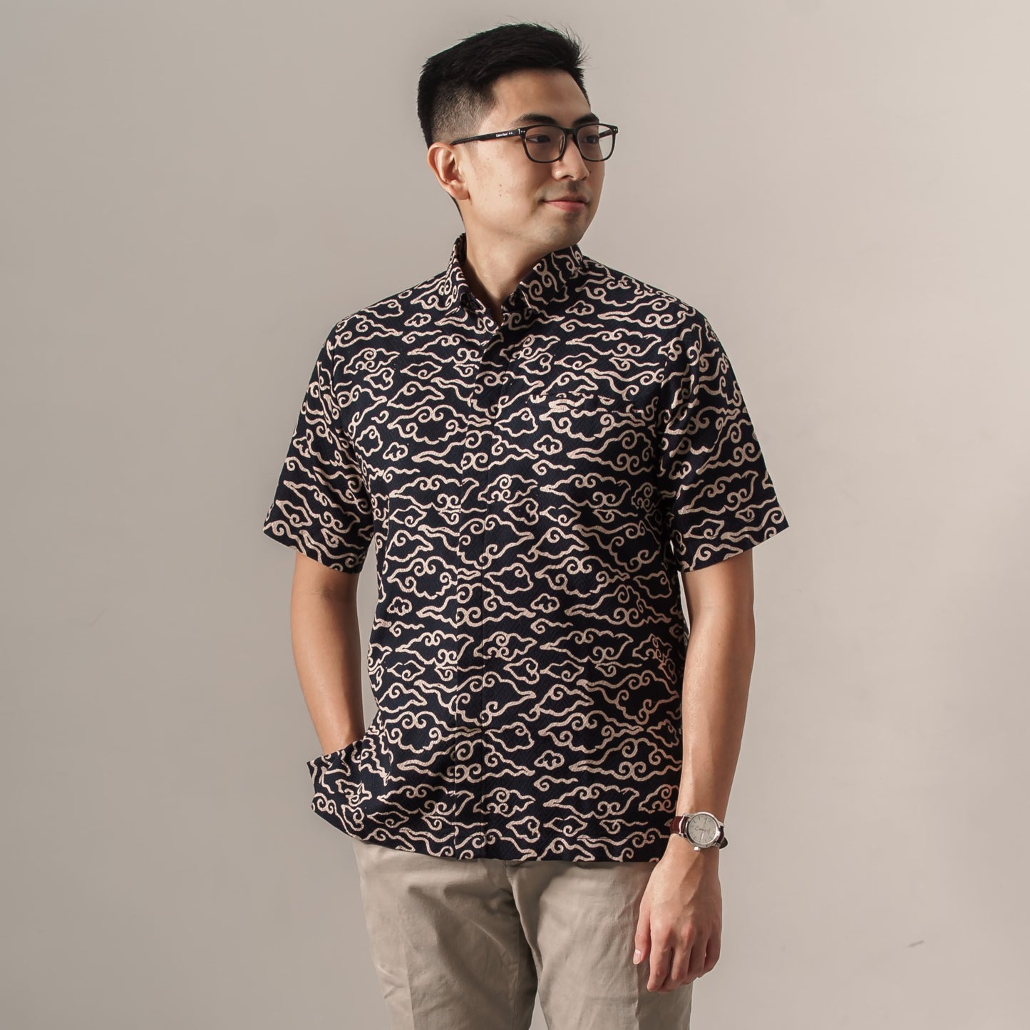 Megamas - Mandalas Premium Men's Short Sleeve Batik Shirt