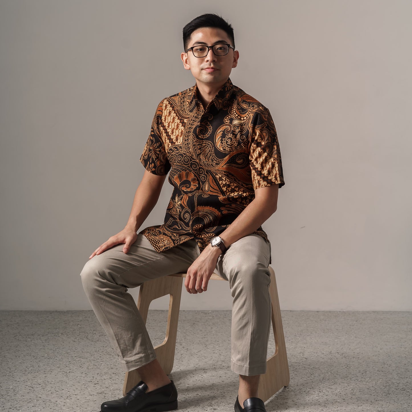 Banara - Mandalas Premium Men's Short Sleeve Batik Shirt