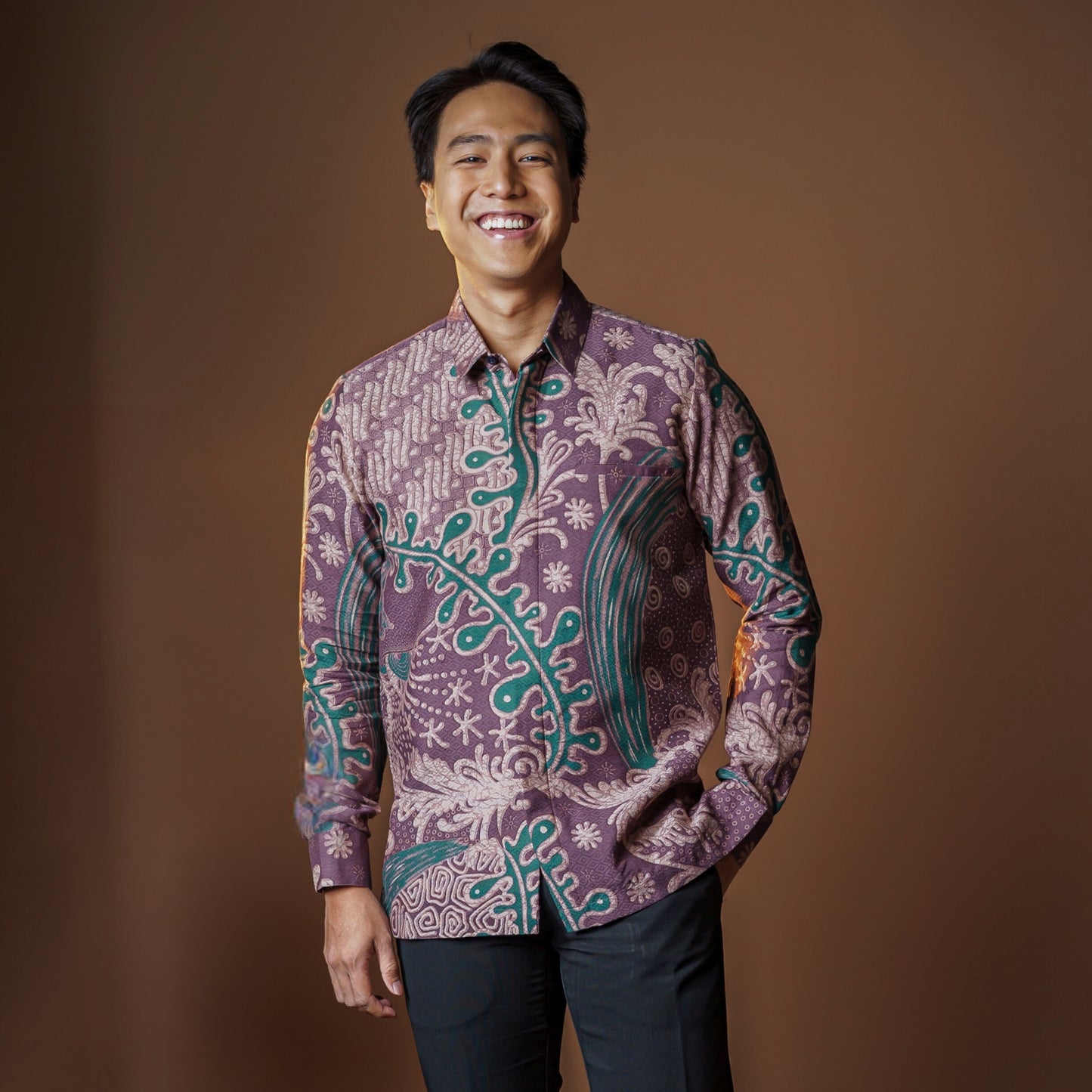 Amu - Mandalas Premium Men's Long Sleeve Batik Shirt