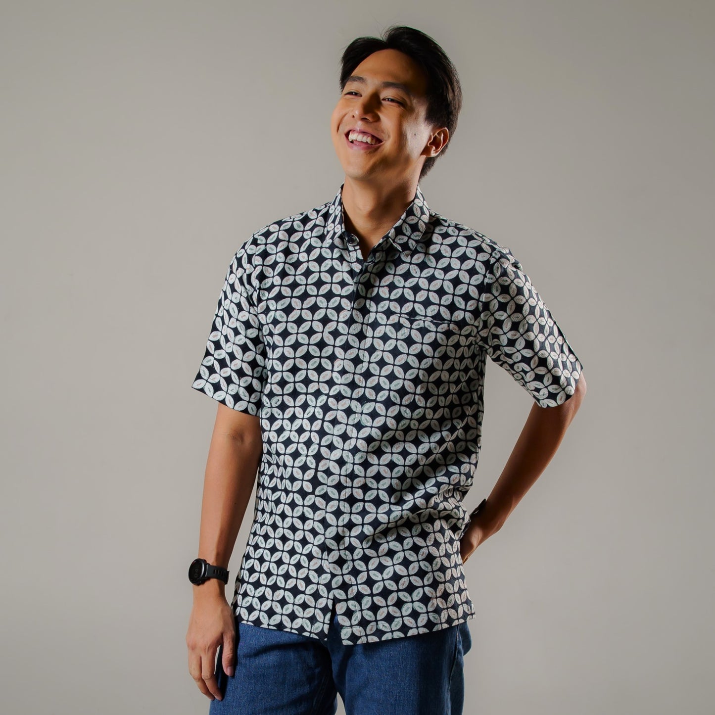 Kawulangi - Mandalas Premium Men's Short Sleeve Batik Shirt