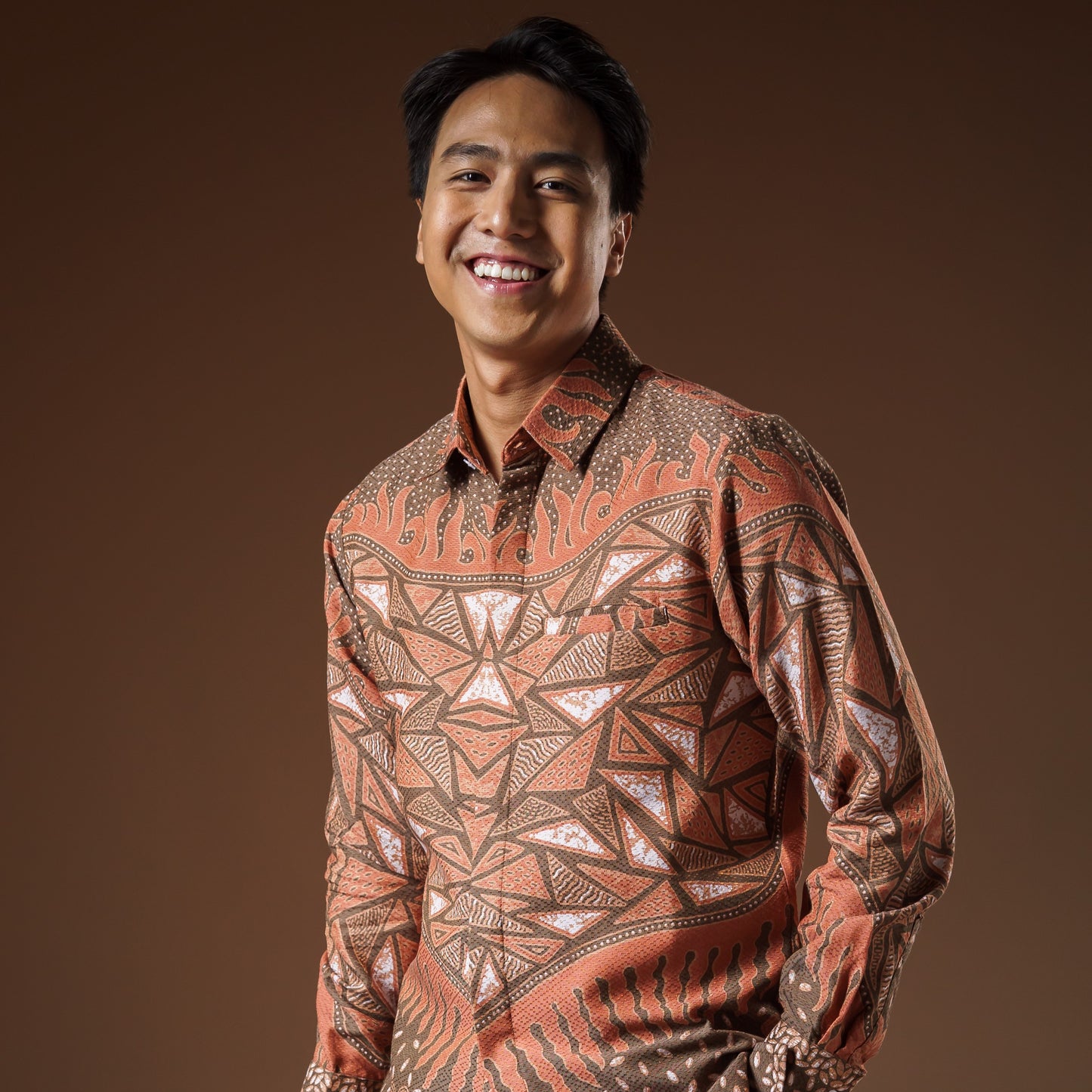 Goras - Mandalas Premium Men's Long Sleeve Batik Shirt