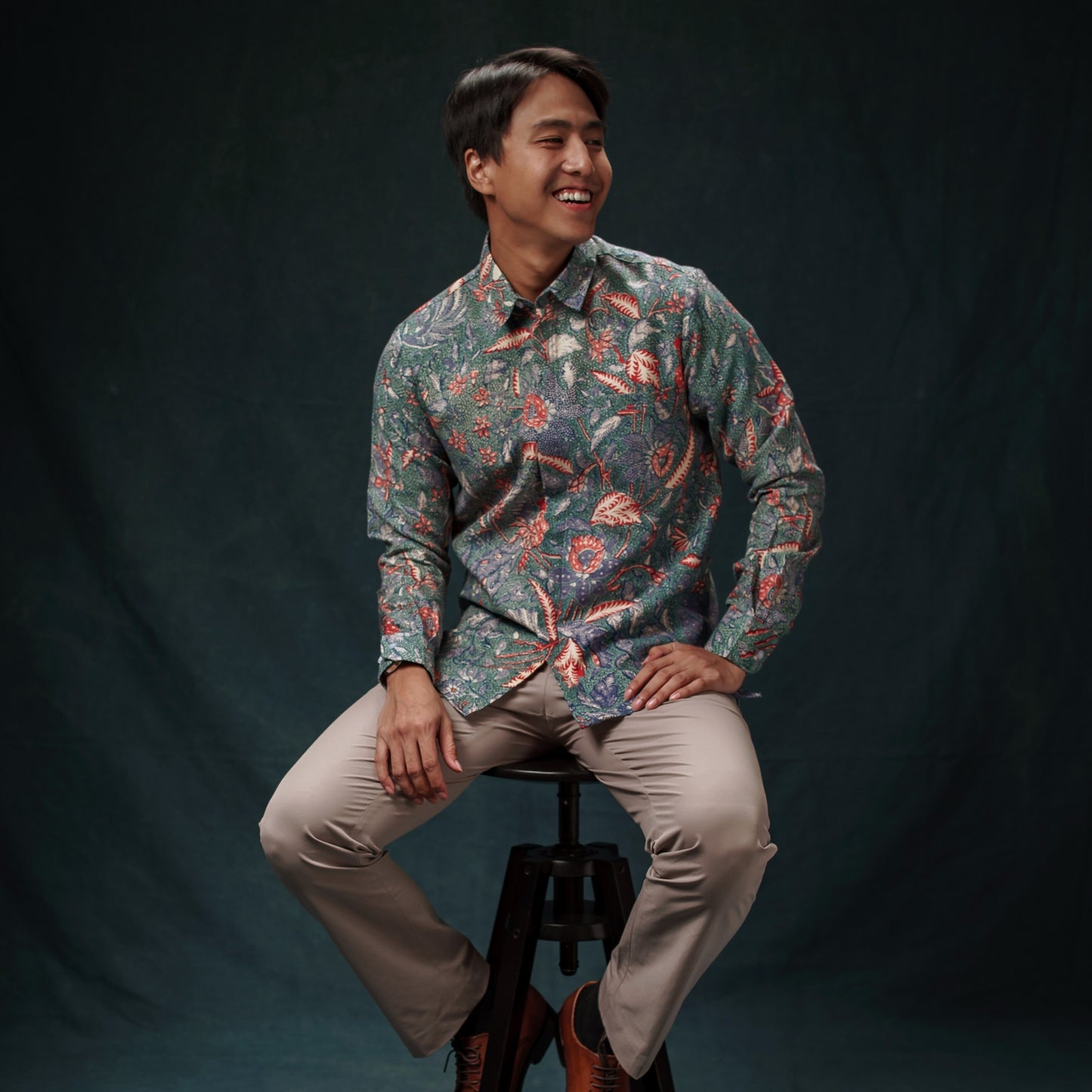 Buanu - Mandalas Premium Men's Long Sleeve Batik Shirt