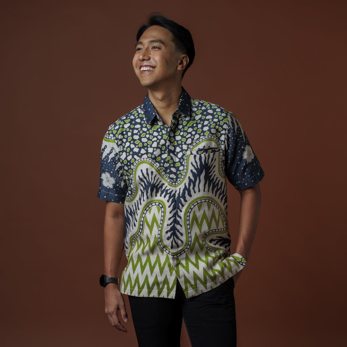 Mantis - Mandalas Kemeja Batik Pria Premium Lengan Pendek