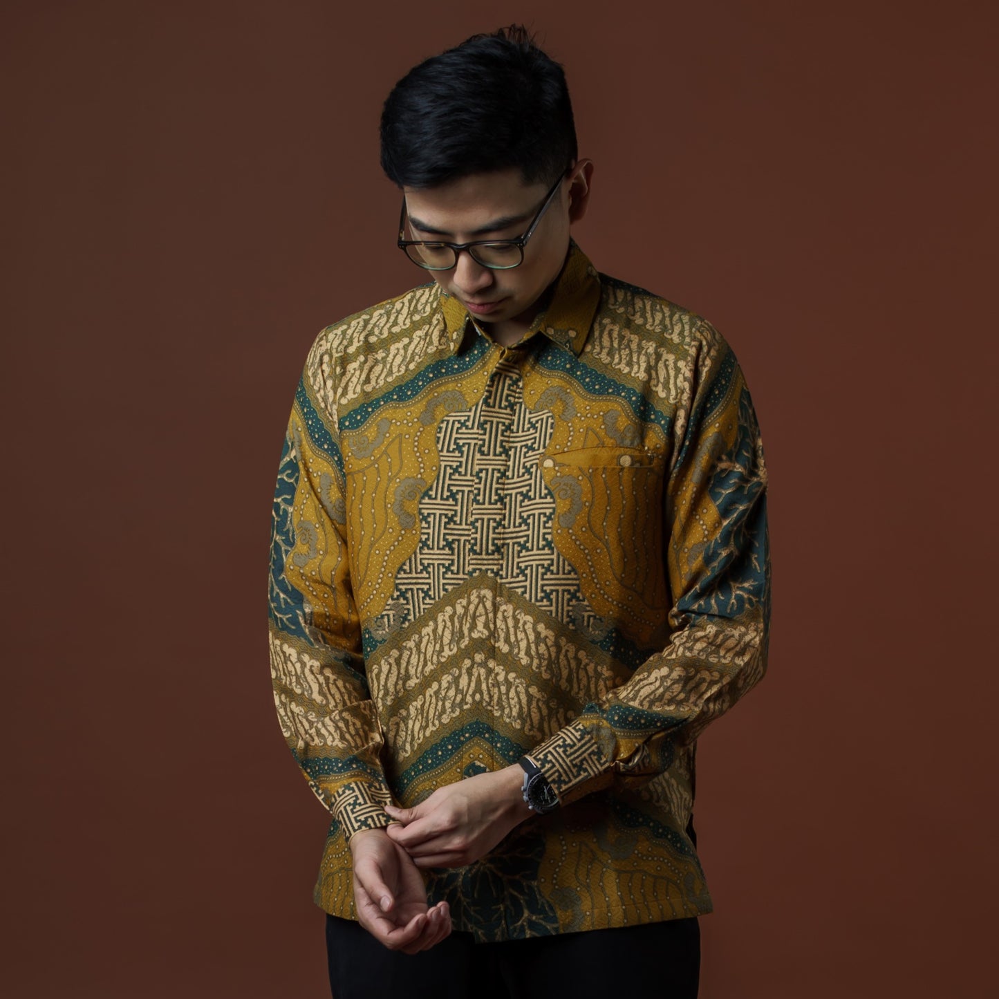 Vijagal - Mandalas Premium Men's Long Sleeve Batik Shirt