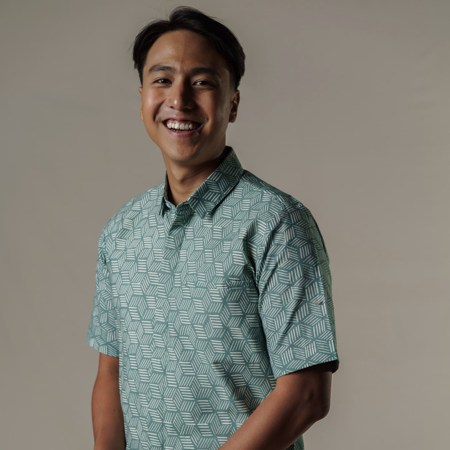 Sagero - Mandalas Premium Men's Short Sleeve Batik Shirt
