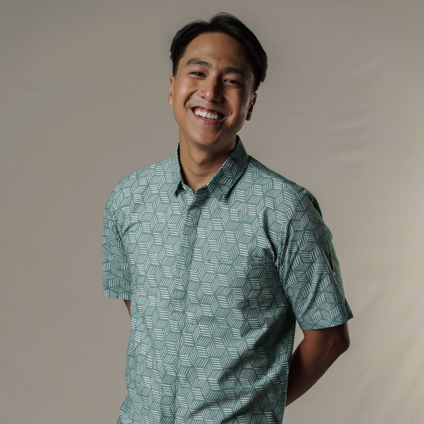 Sagero - Mandalas Premium Men's Short Sleeve Batik Shirt