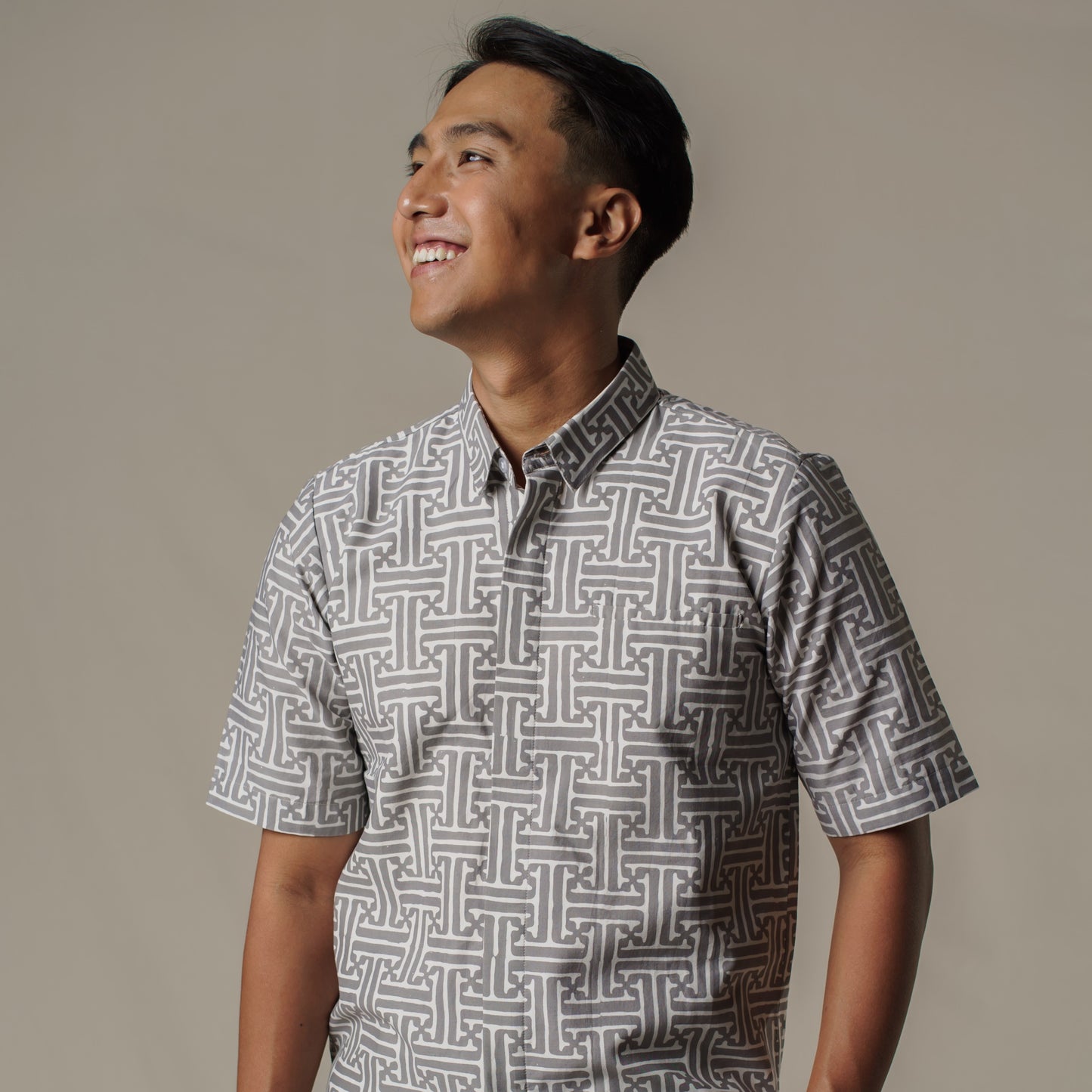 Romadan - Mandalas Premium Men's Short Sleeve Batik Shirt
