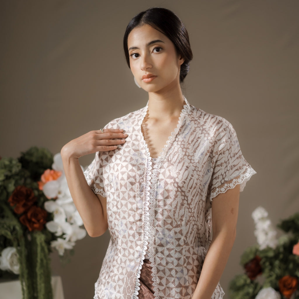 Dalilah Short Sleeve - Mandalas Top Kebaya Set Women's Modern Batik Embroidery Outer