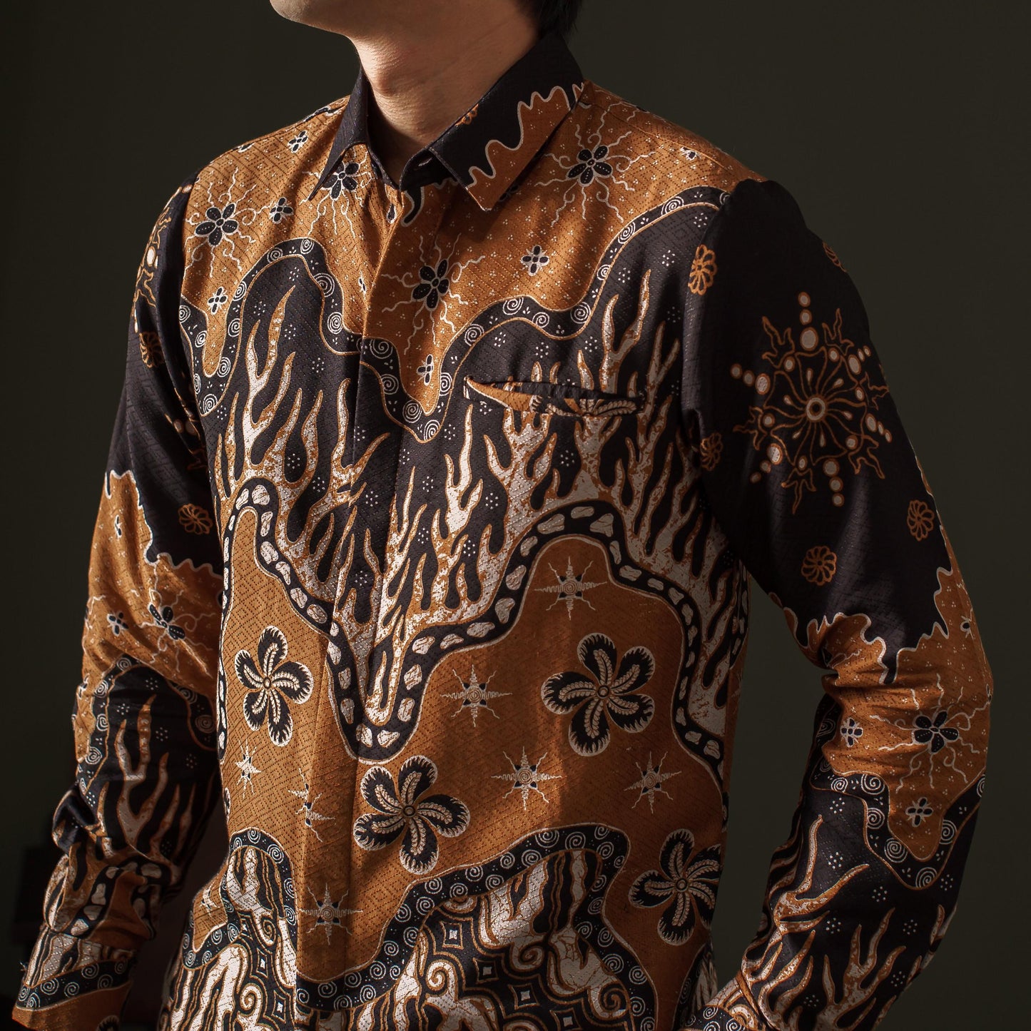 Delbara - Mandalas Kemeja Batik Pria Premium Lengan Panjang