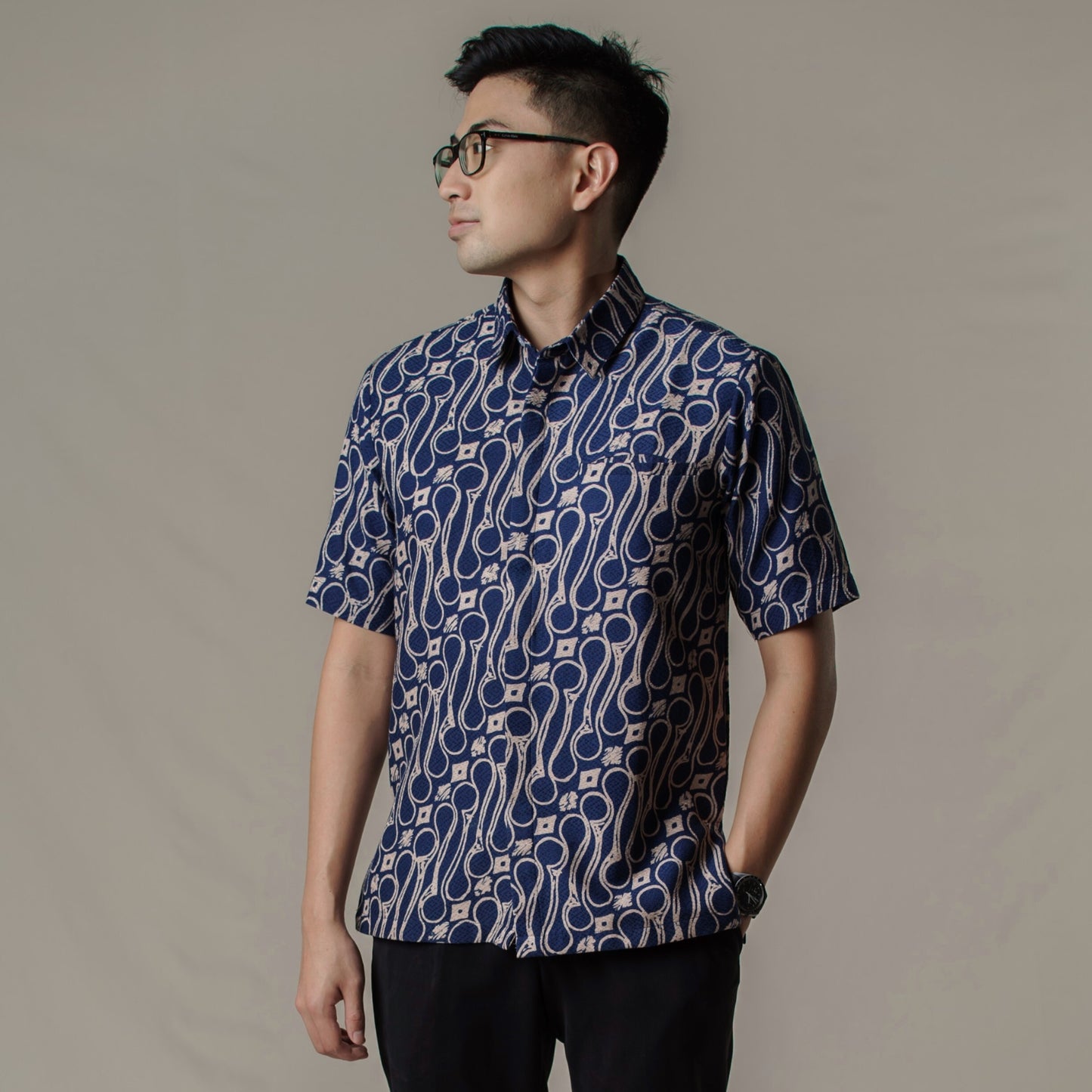 Paranyu - Mandalas Kemeja Batik Pria Lengan Pendek