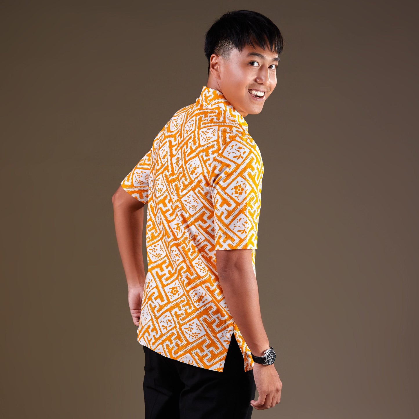 Romanye - Mandalas Kemeja Batik Pria Premium Lengan Pendek