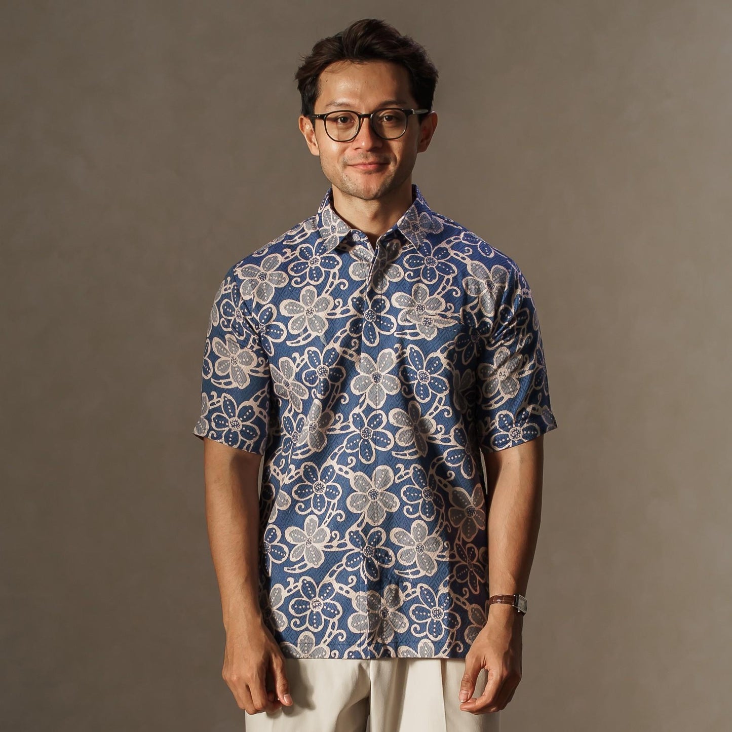 Semerbak - Mandalas Premium Men's Short Sleeve Batik Shirt