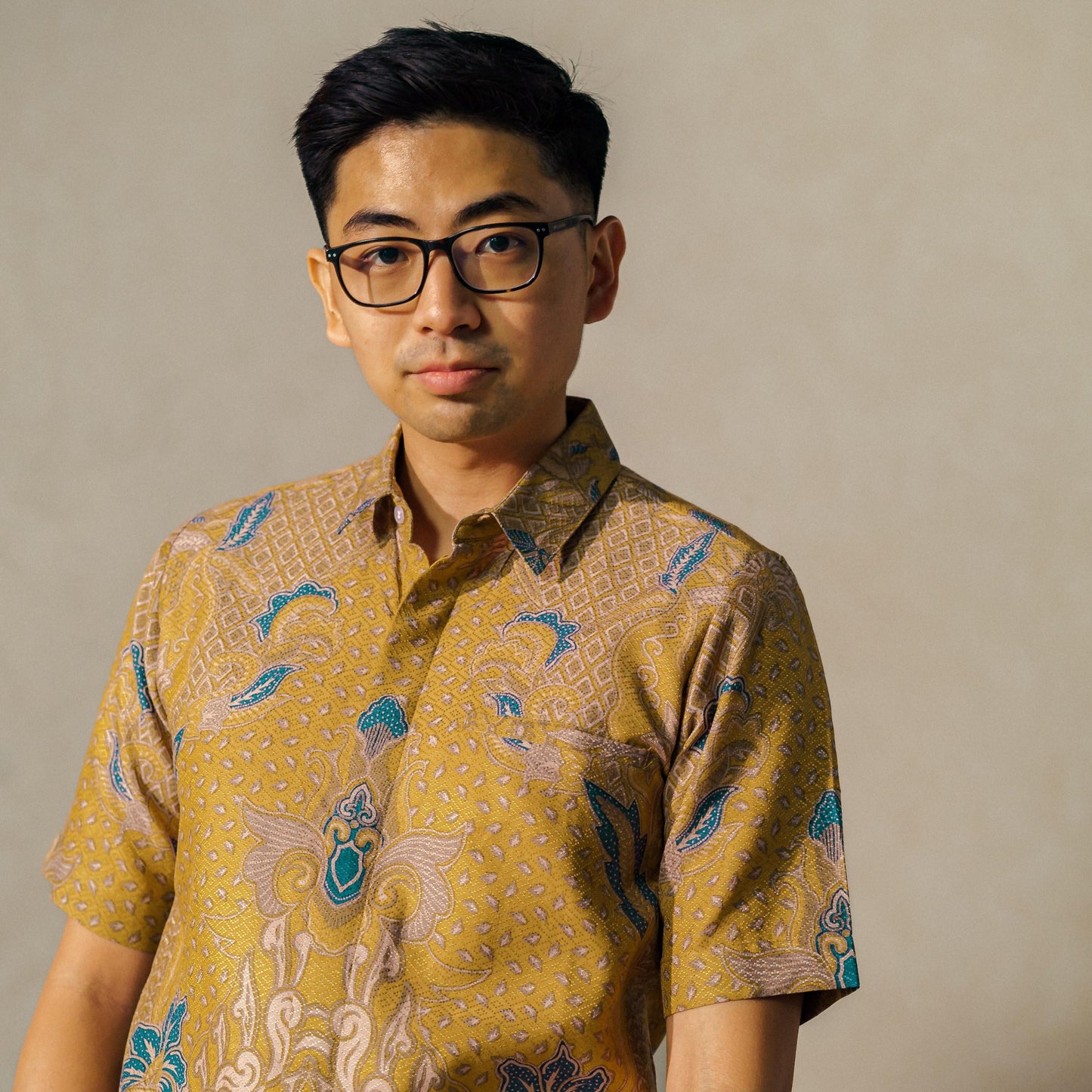 Karniva - Mandalas Premium Men's Short Sleeve Batik Shirt