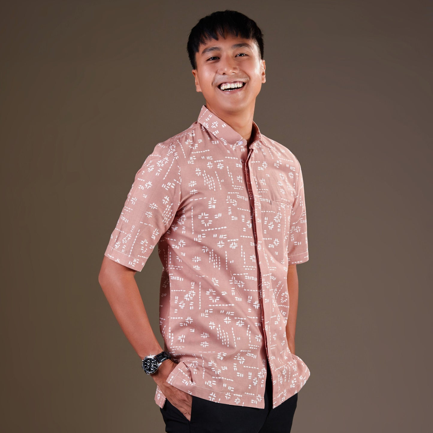 Krema - Mandalas Kemeja Batik Pria Premium Lengan Pendek