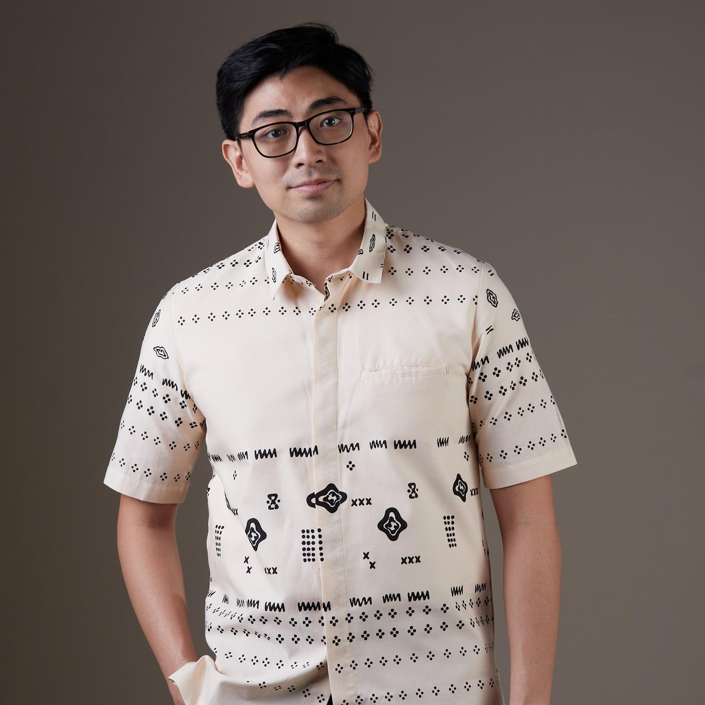 Putulo - Mandalas Kemeja Batik Pria Premium Lengan Pendek