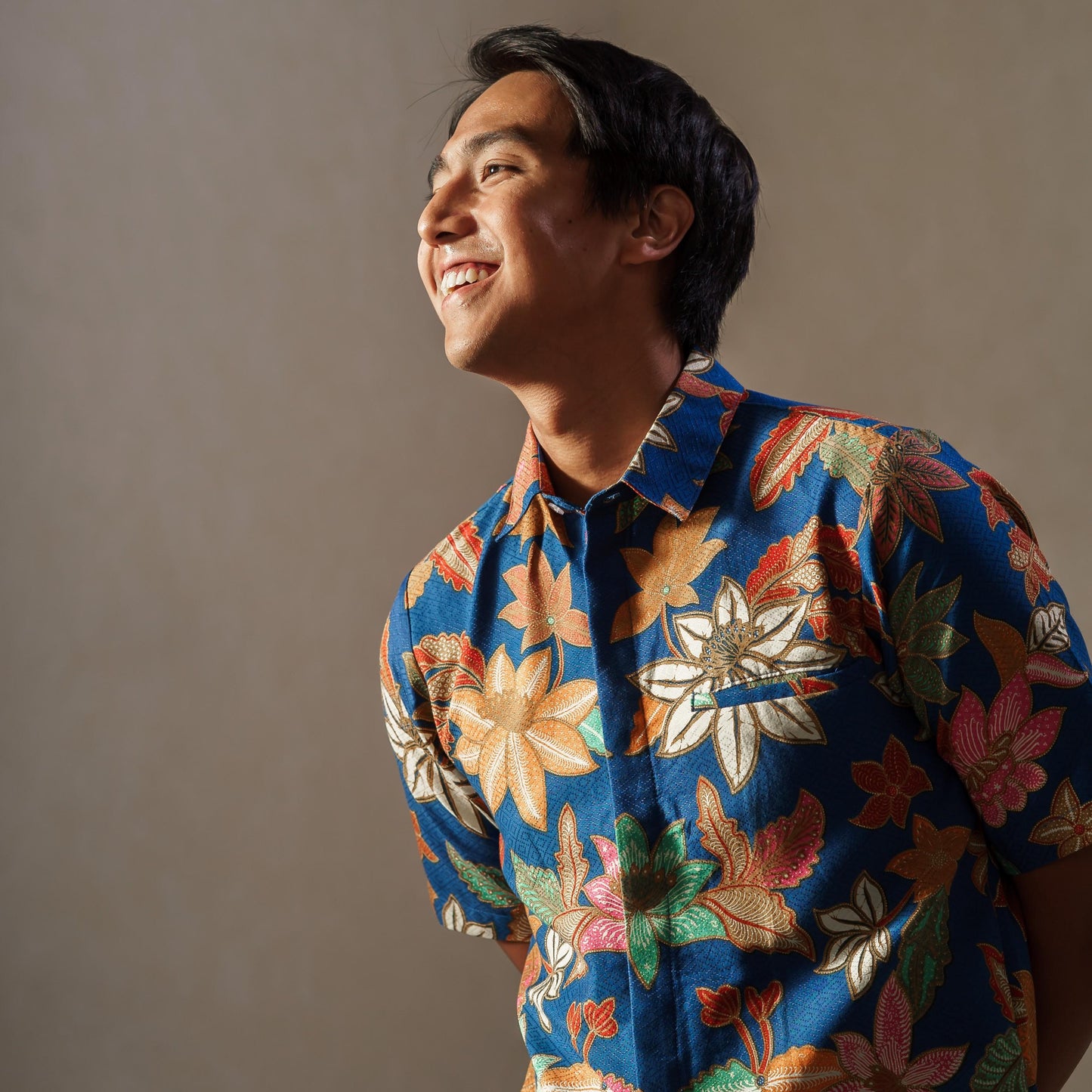 Melatiru - Mandalas Premium Men's Short Sleeve Batik Shirt