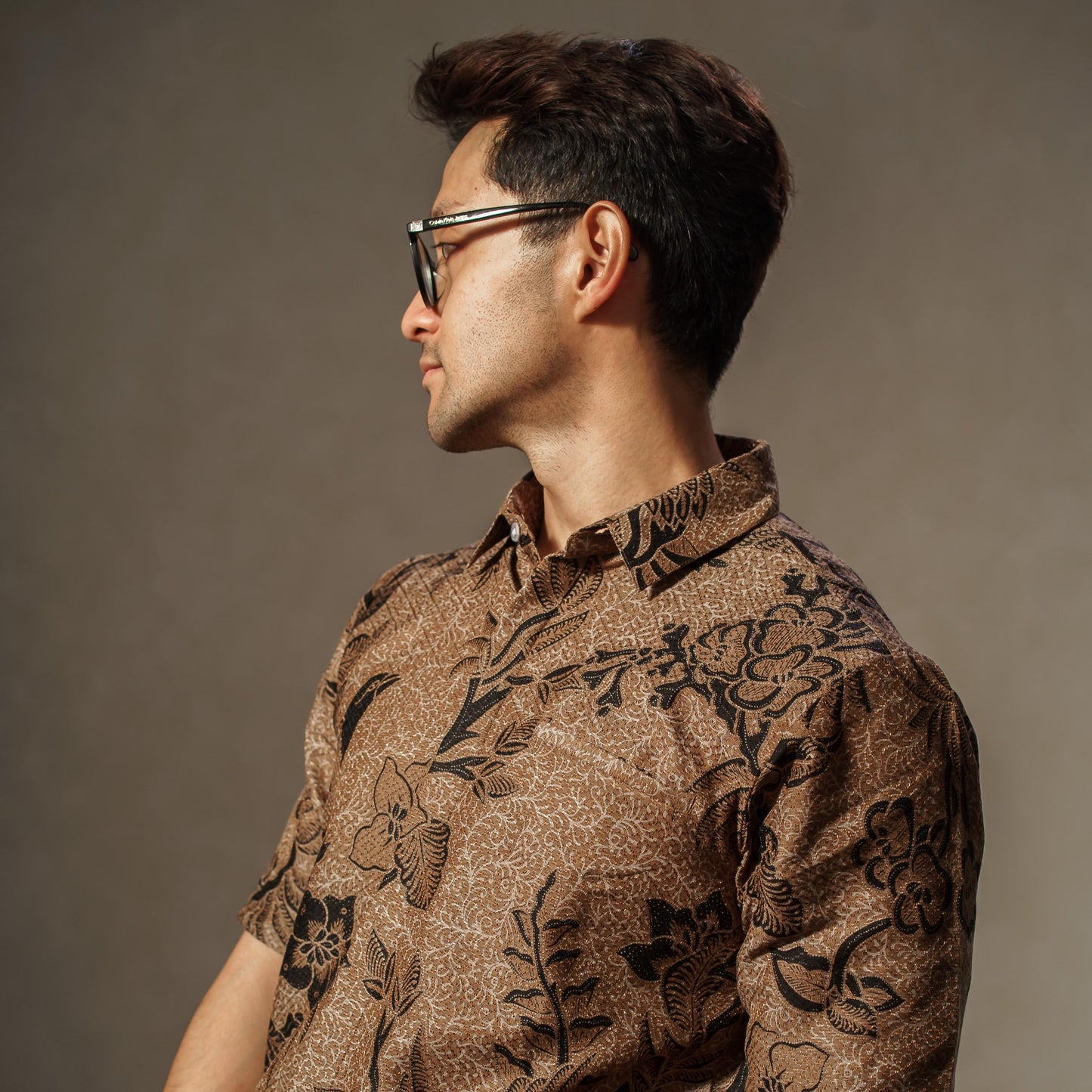 Kolibri - Mandalas Premium Men's Short Sleeve Batik Shirt