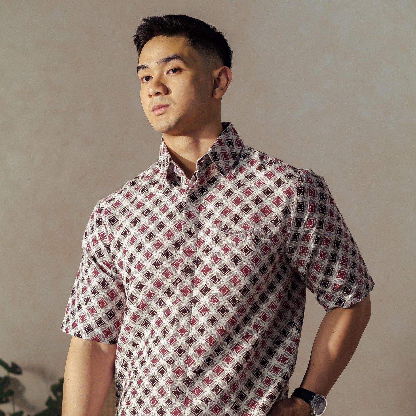 Kawuvera - Mandalas Premium Men's Short Sleeve Batik Shirt