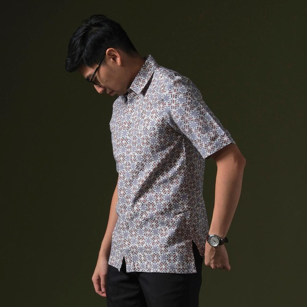 Amala - Mandalas Premium Men's Short Sleeve Batik Shirt