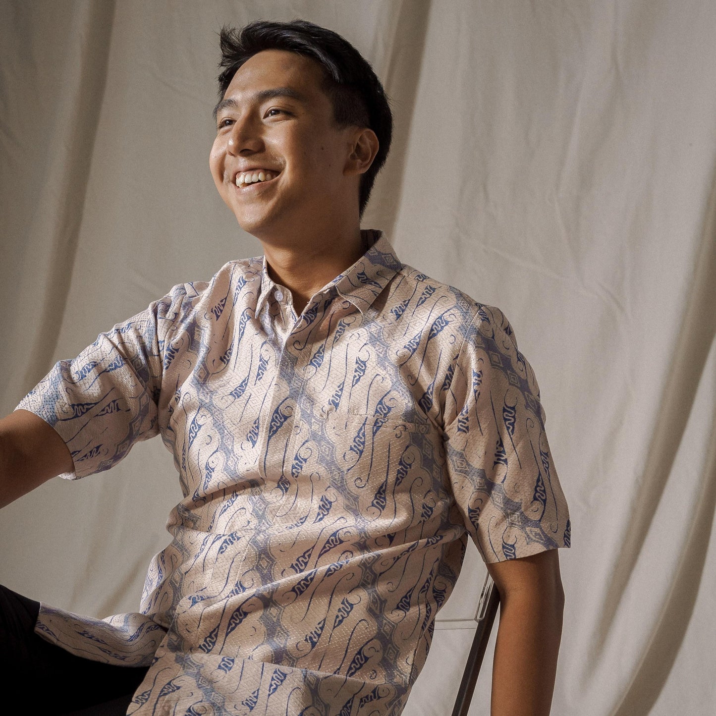 Paraatih - Mandalas Premium Men's Short Sleeve Batik Shirt