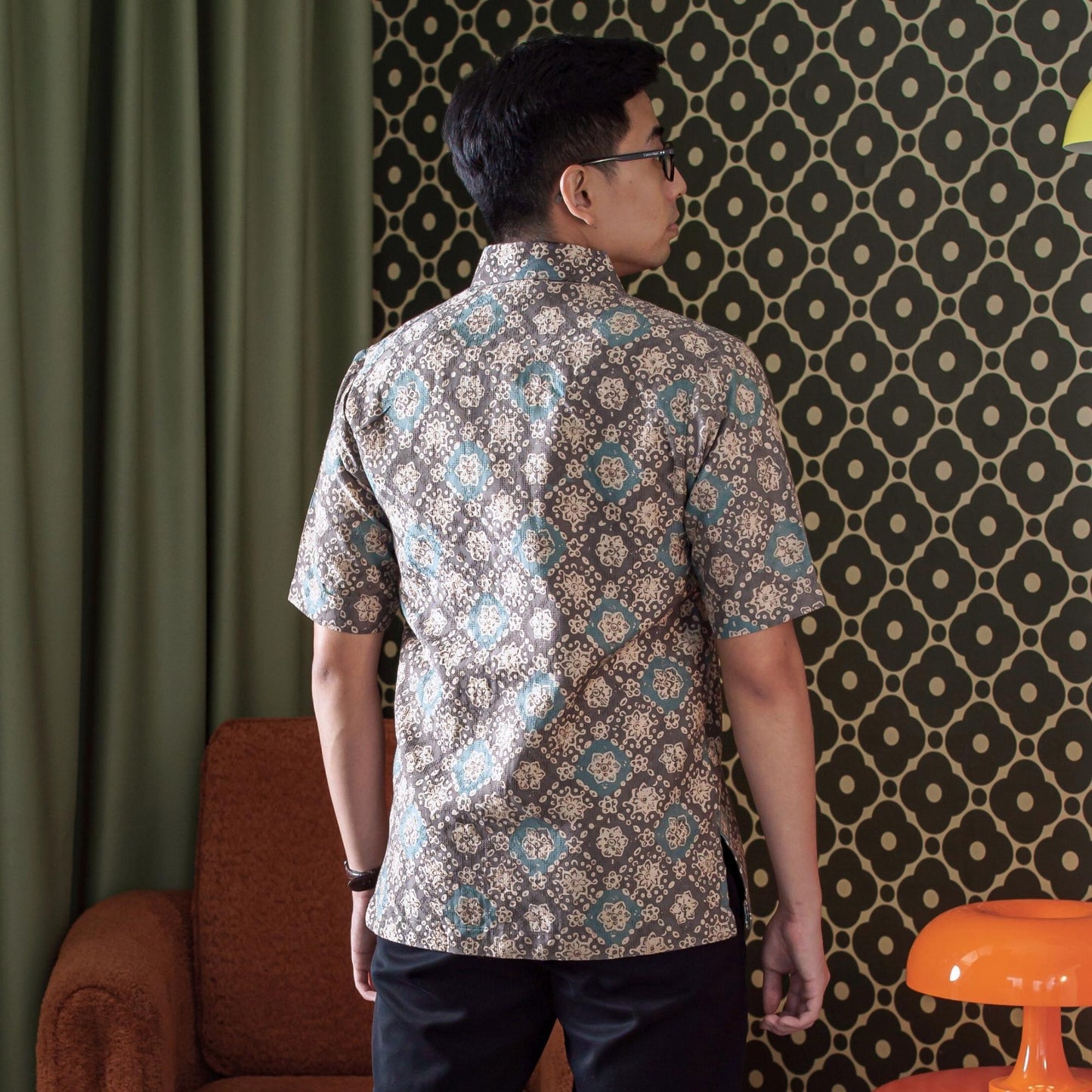 Pino - Mandalas Kemeja Batik Pria Premium Lengan Pendek