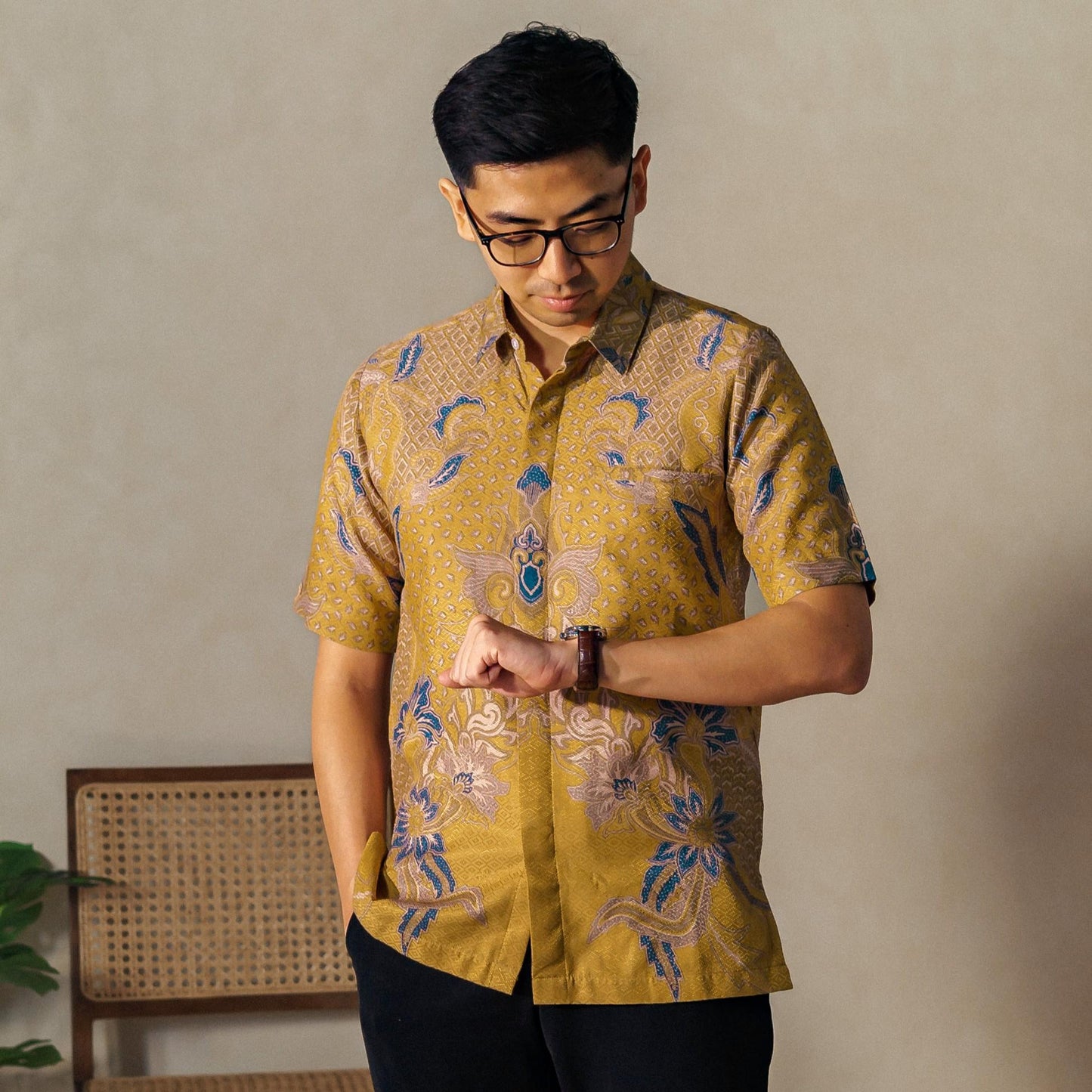 Karniva - Mandalas Premium Men's Short Sleeve Batik Shirt