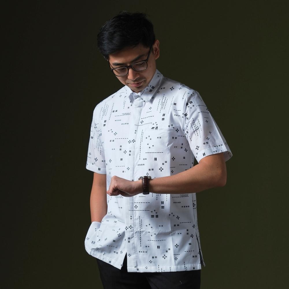 Blanca - Mandalas Kemeja Batik Pria Premium Lengan Pendek