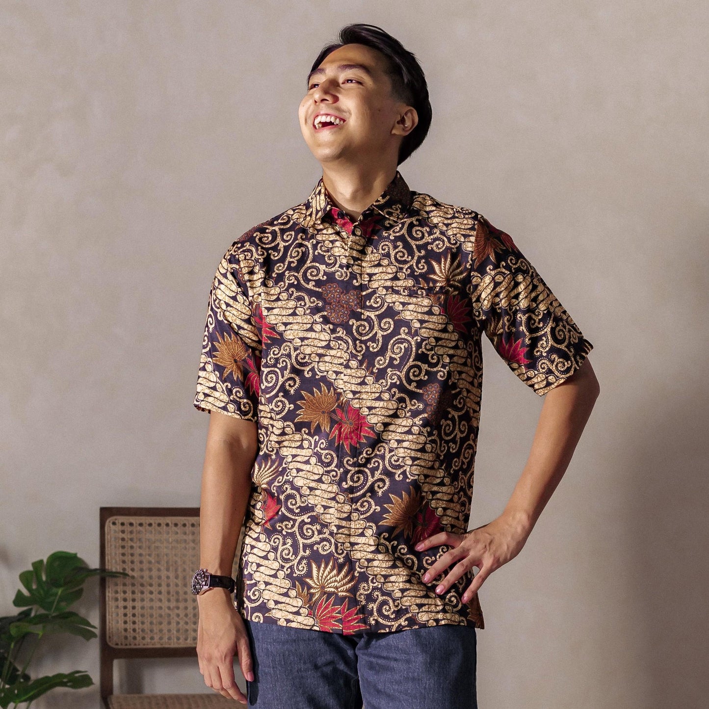 Mika - Mandalas Kemeja Batik Pria Premium Lengan Pendek